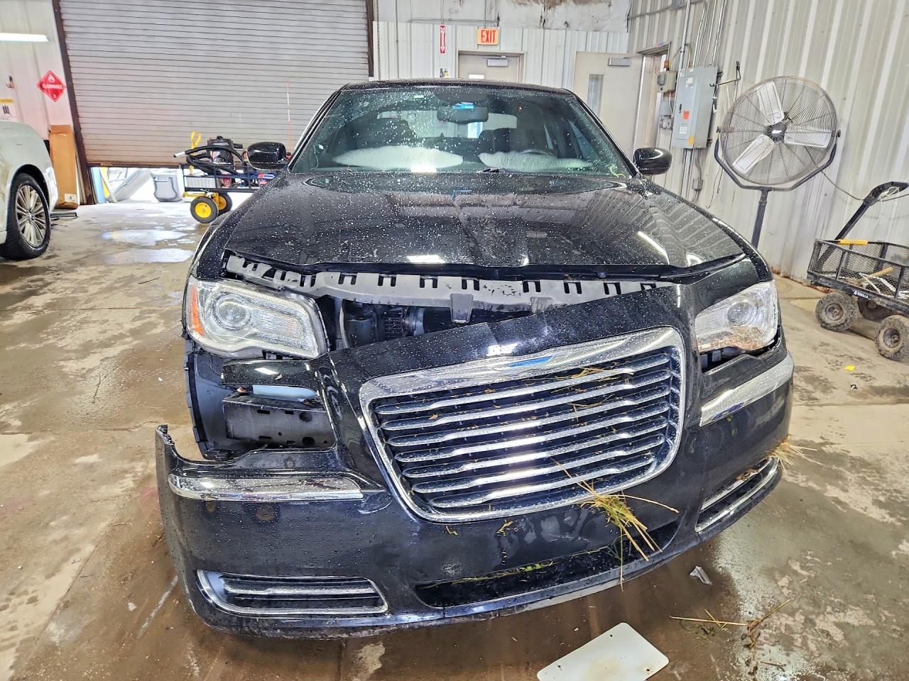 2012 Chrysler 300 Black vin: 2C3CCAAG3CH104783