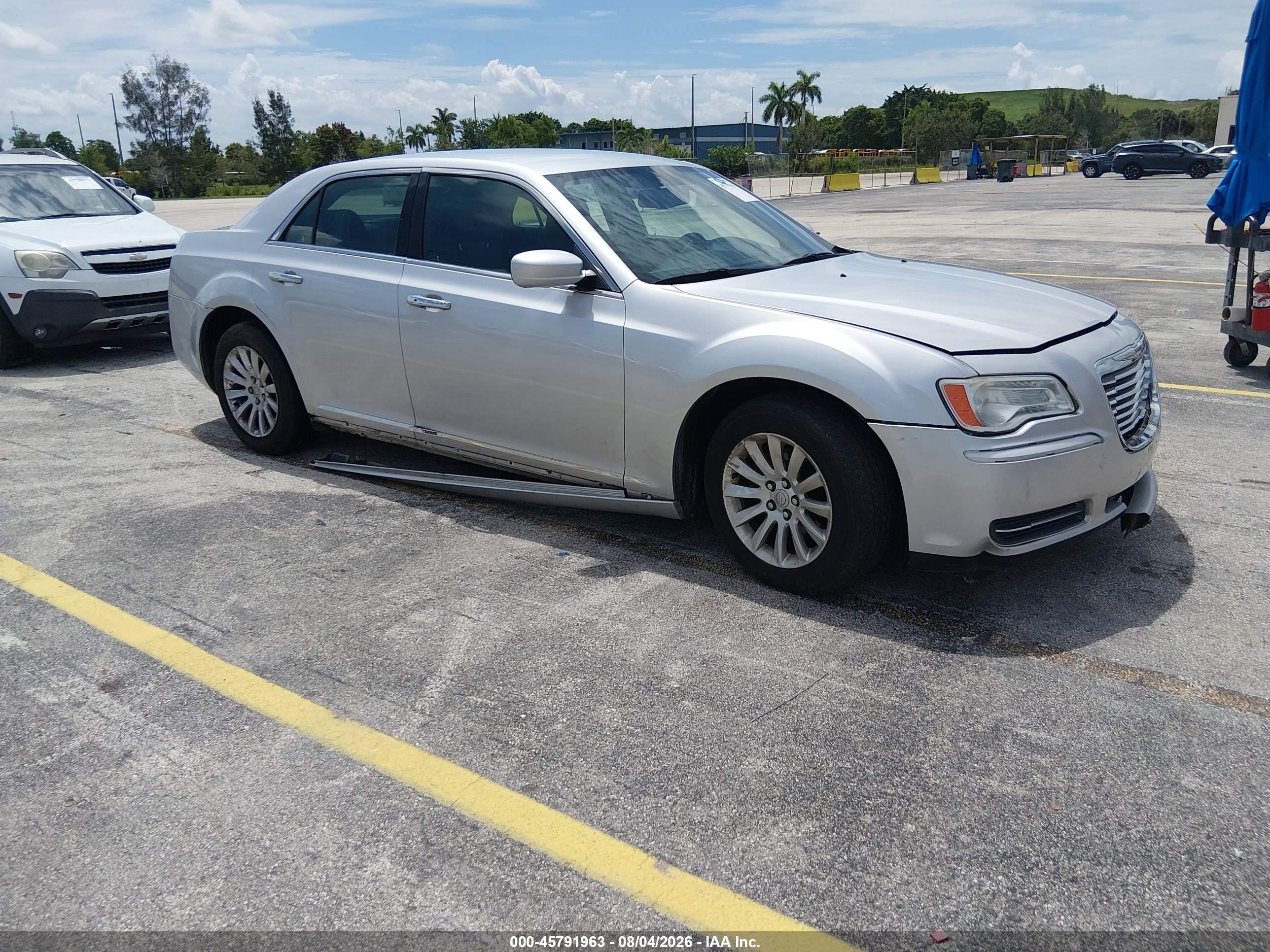 2012 Chrysler 300   Silver vin: 2C3CCAAG3CH114018