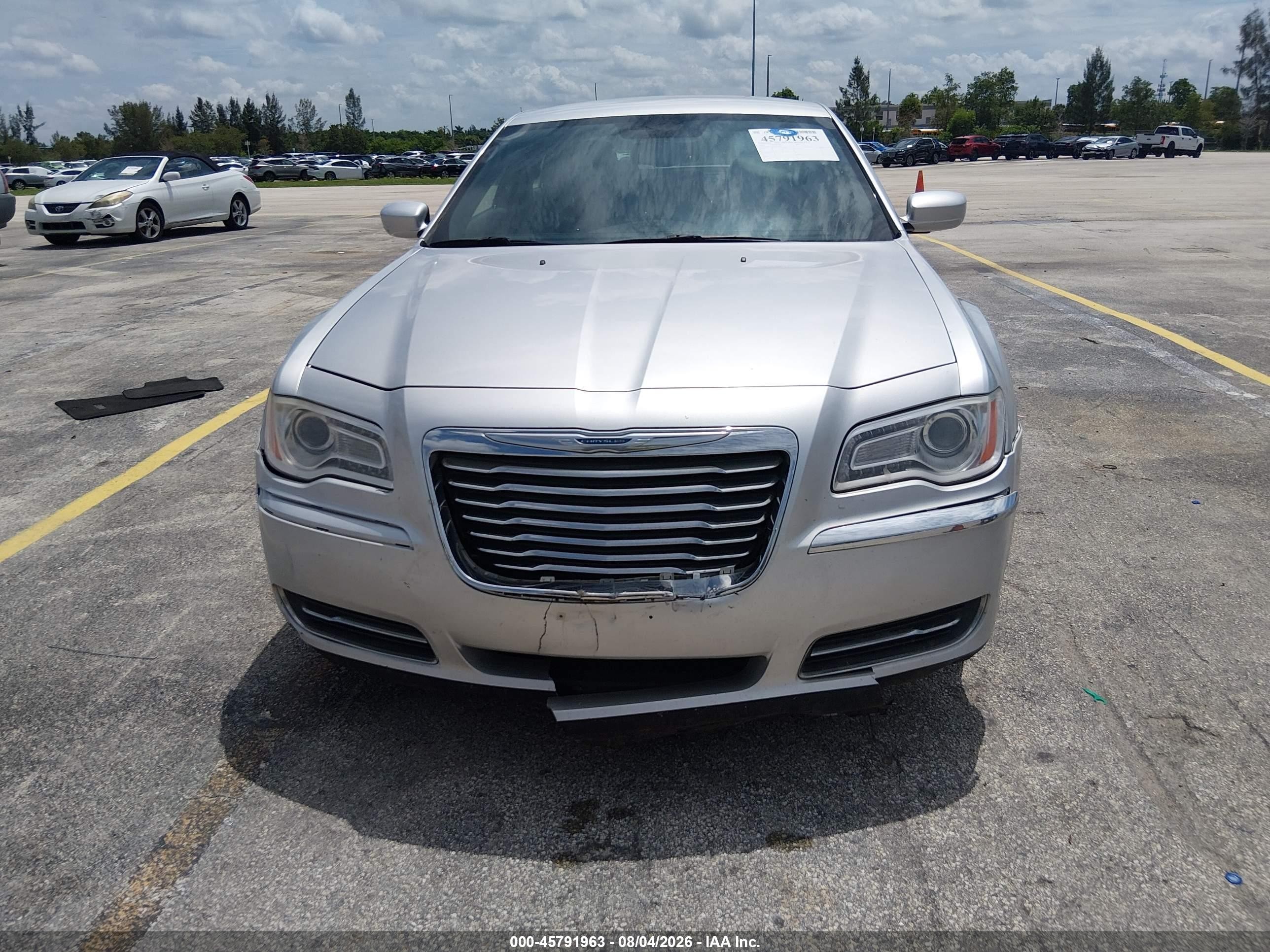 2012 Chrysler 300   Silver vin: 2C3CCAAG3CH114018