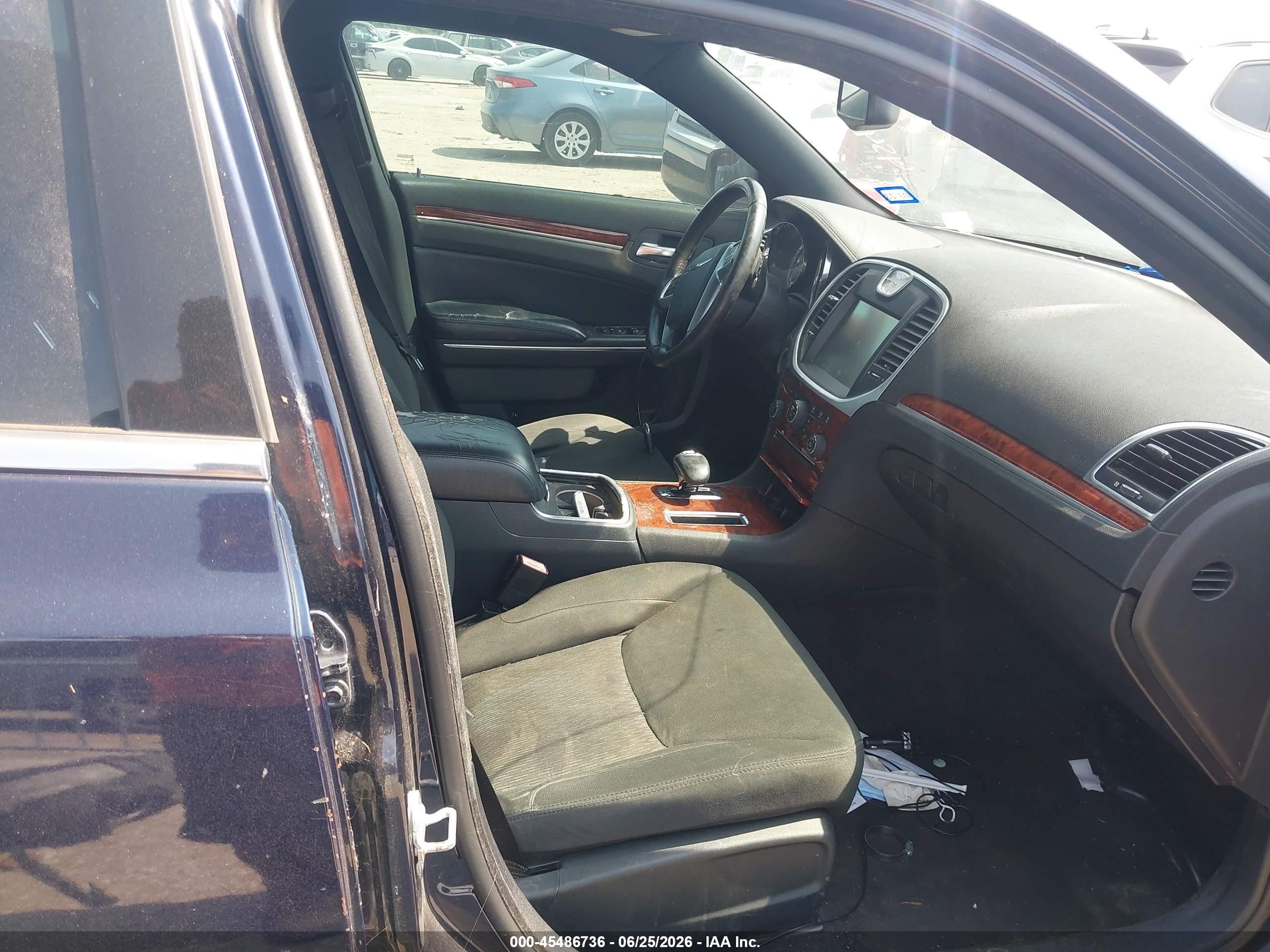 2012 Chrysler 300   Blue vin: 2C3CCAAG3CH193223