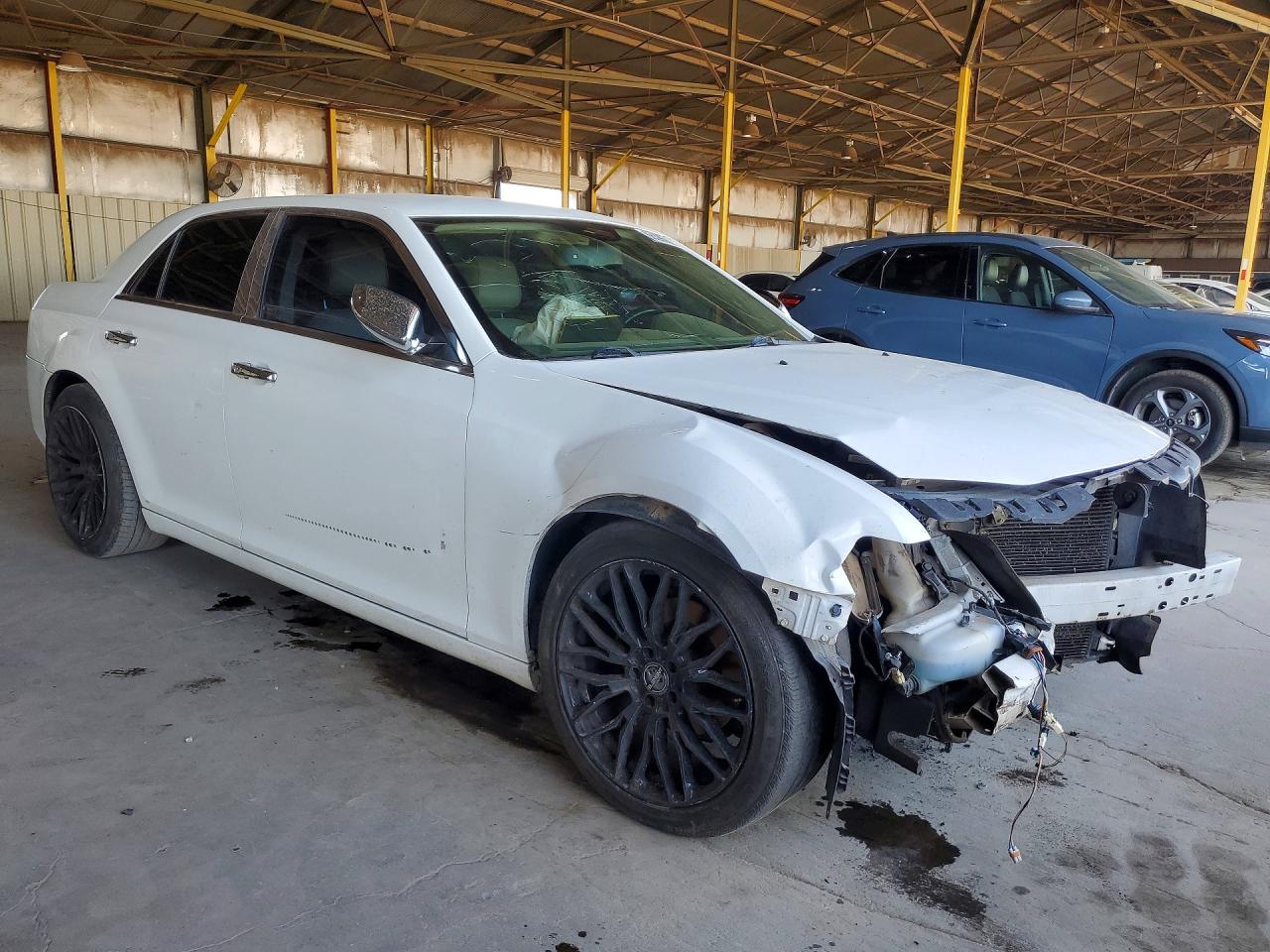 2012 Chrysler 300 White vin: 2C3CCAAG3CH277767