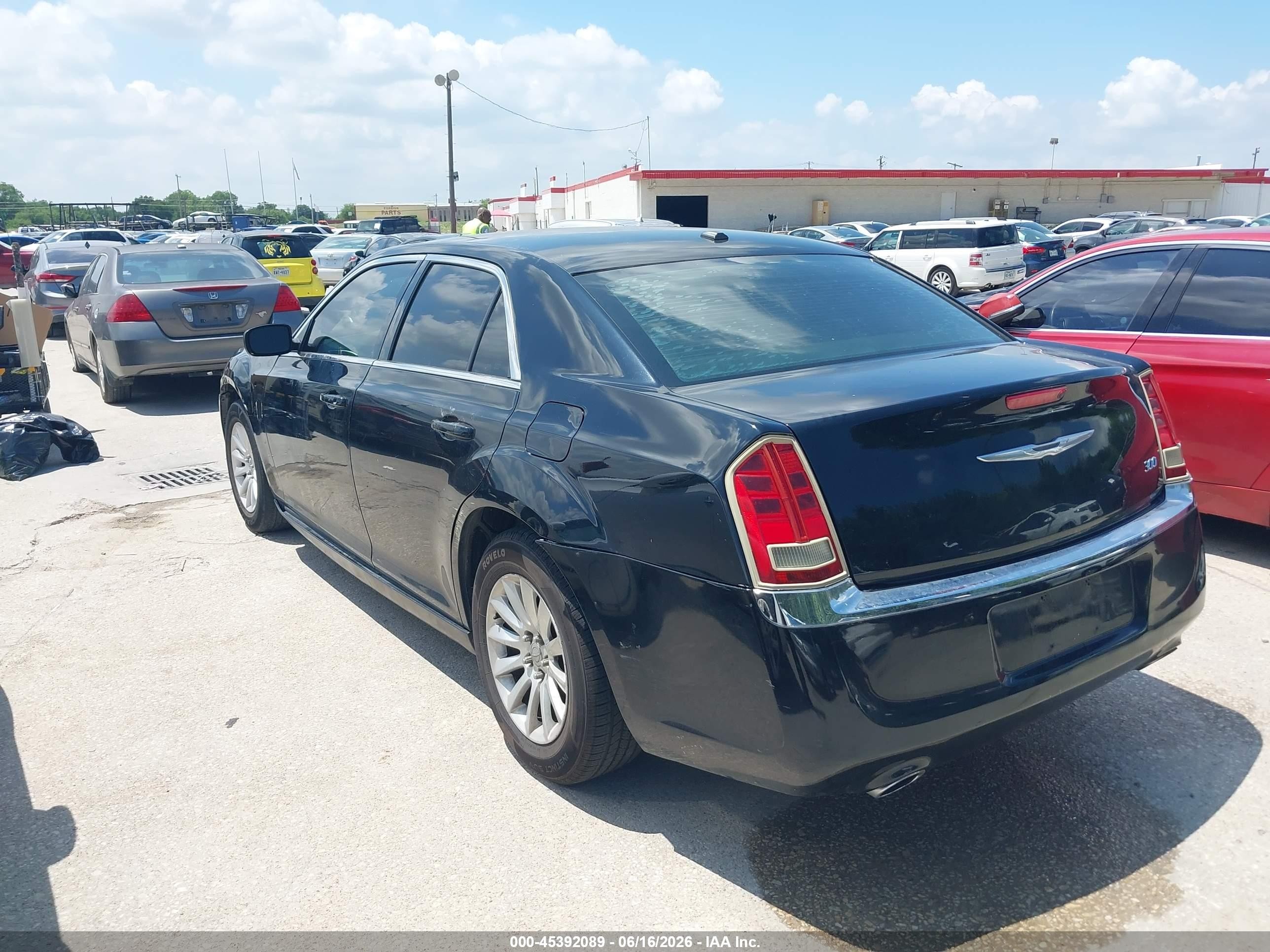 2012 Chrysler 300   Black vin: 2C3CCAAG3CH312095