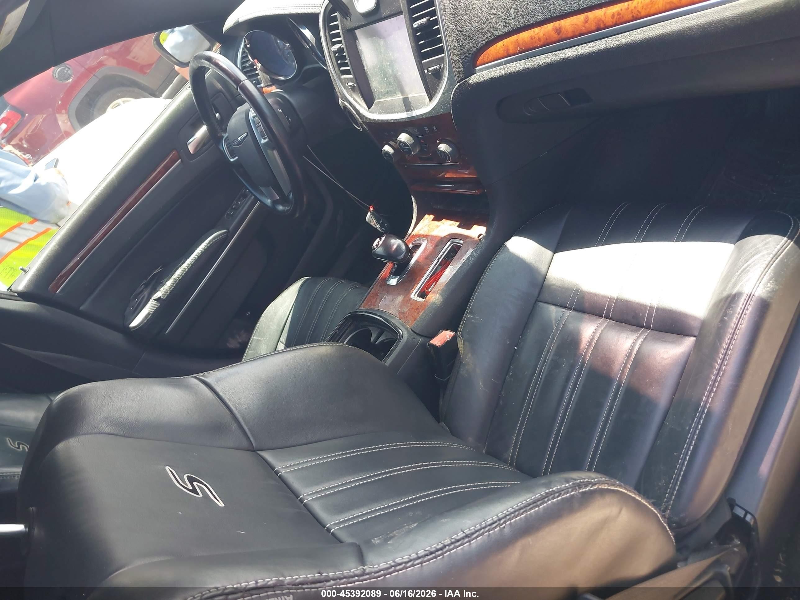2012 Chrysler 300   Black vin: 2C3CCAAG3CH312095
