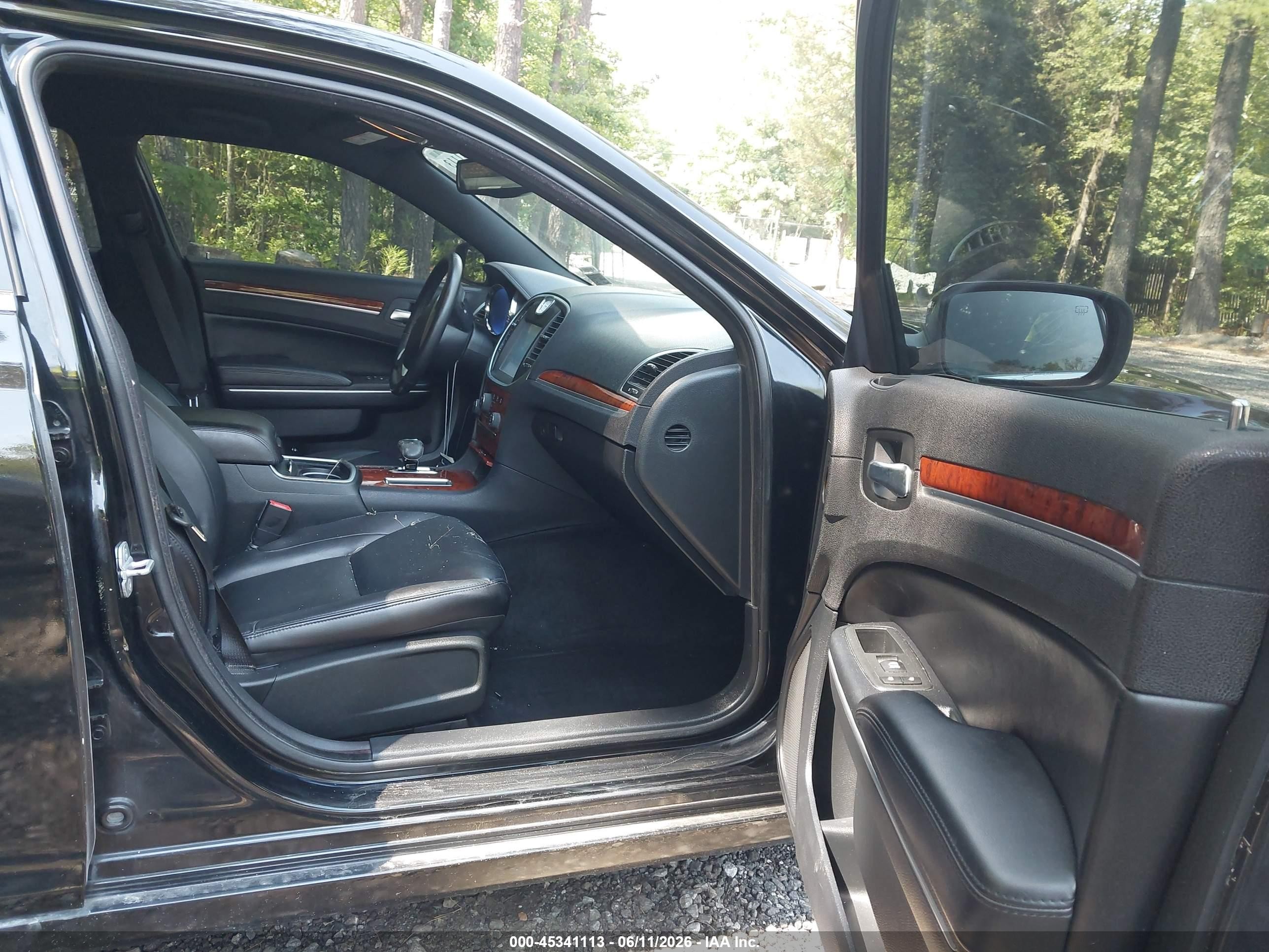 2013 Chrysler 300 Motown Black vin: 2C3CCAAG3DH528871