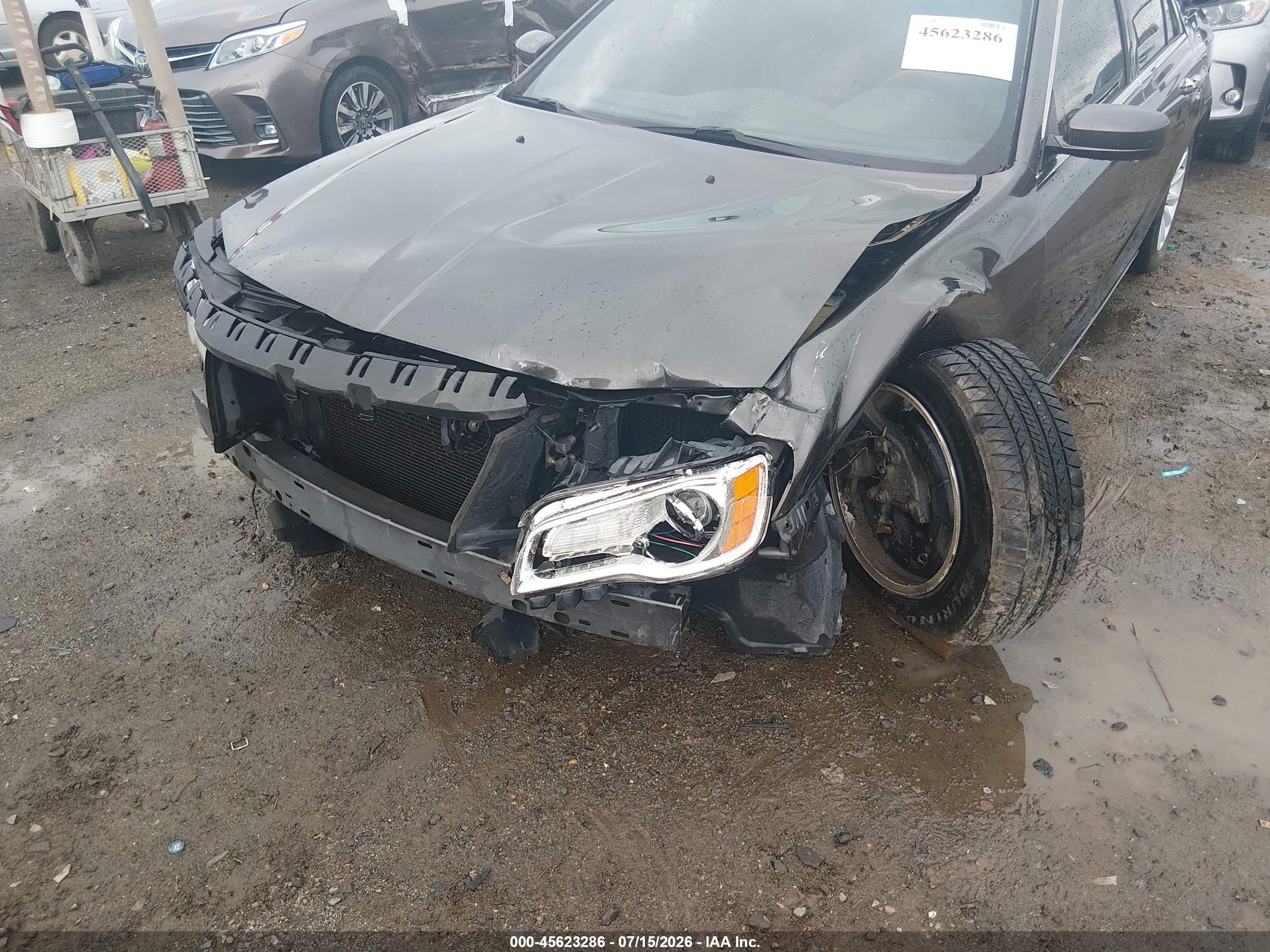 2013 Chrysler 300 Motown Gray vin: 2C3CCAAG3DH559960