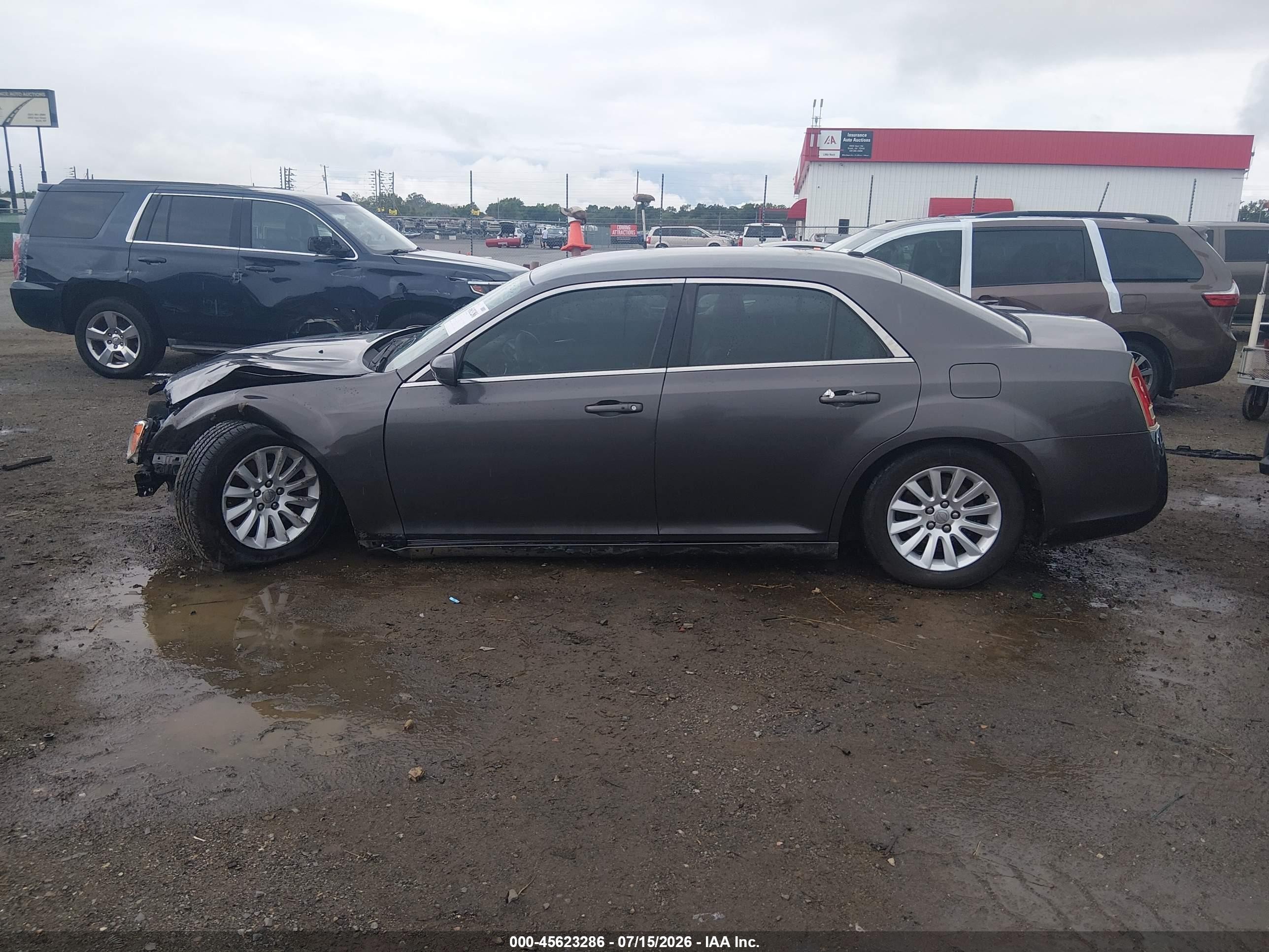 2013 Chrysler 300 Motown Gray vin: 2C3CCAAG3DH559960