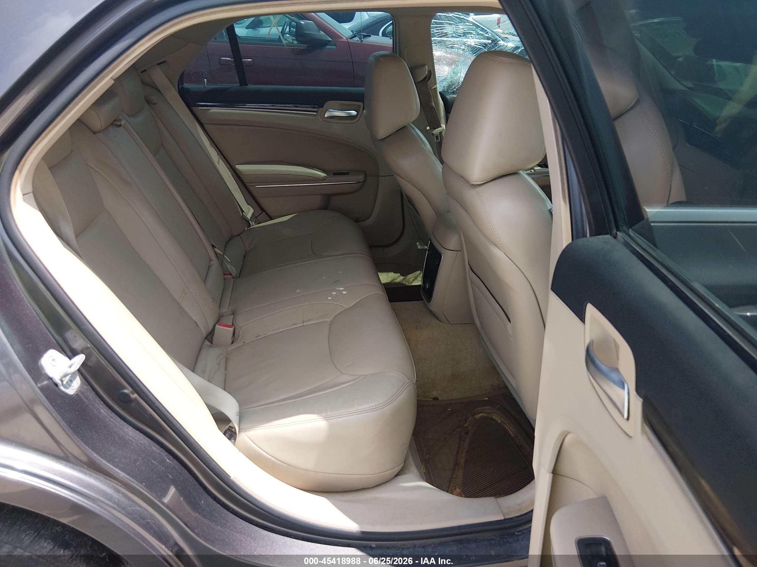 2013 Chrysler 300 Motown Gray vin: 2C3CCAAG3DH658942