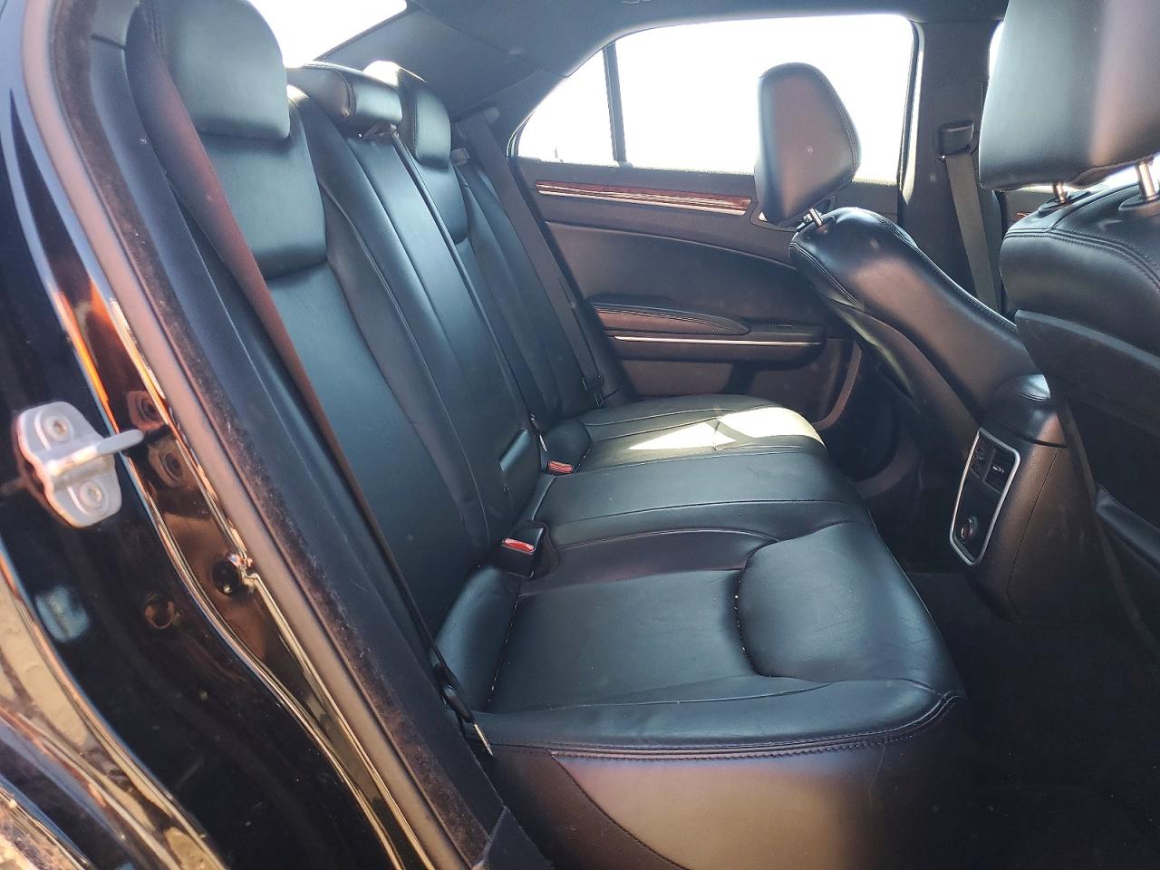 2014 Chrysler 300 Black vin: 2C3CCAAG3EH138709