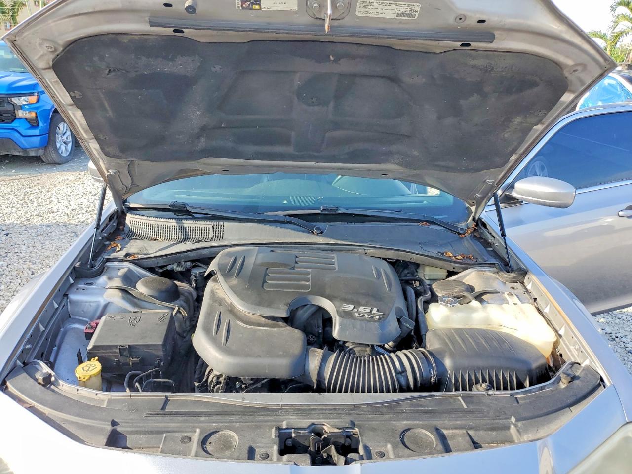 2014 Chrysler 300 Silver vin: 2C3CCAAG3EH141609