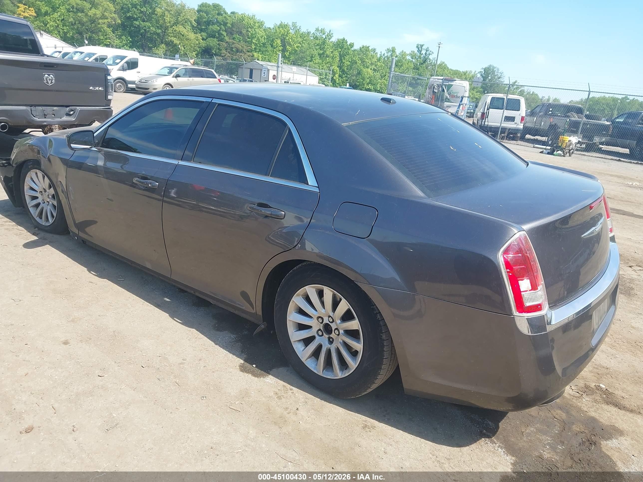 2014 Chrysler 300   Gray vin: 2C3CCAAG3EH179227