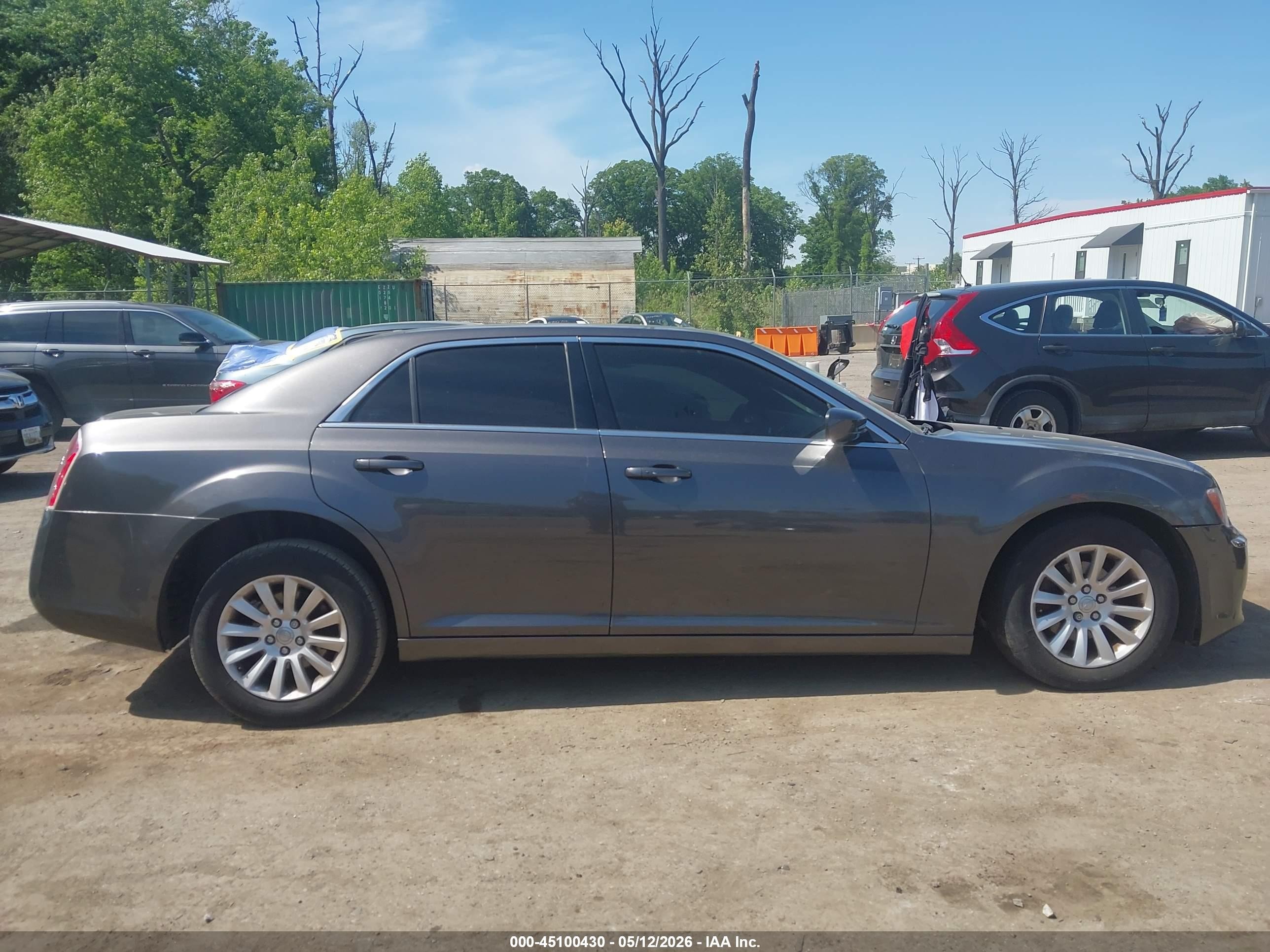2014 Chrysler 300   Gray vin: 2C3CCAAG3EH179227