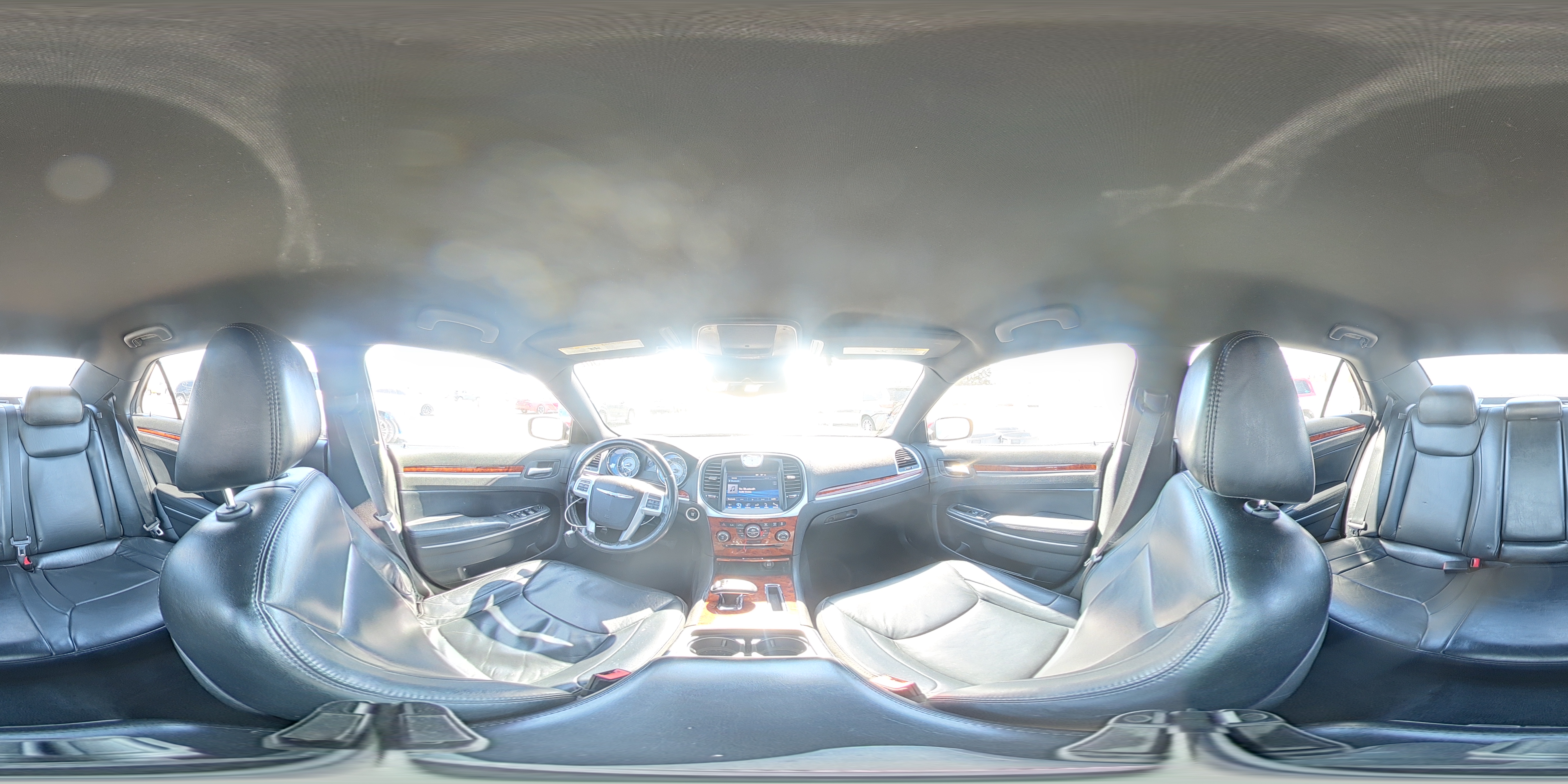 2014 Chrysler 300 Burgundy vin: 2C3CCAAG3EH252631