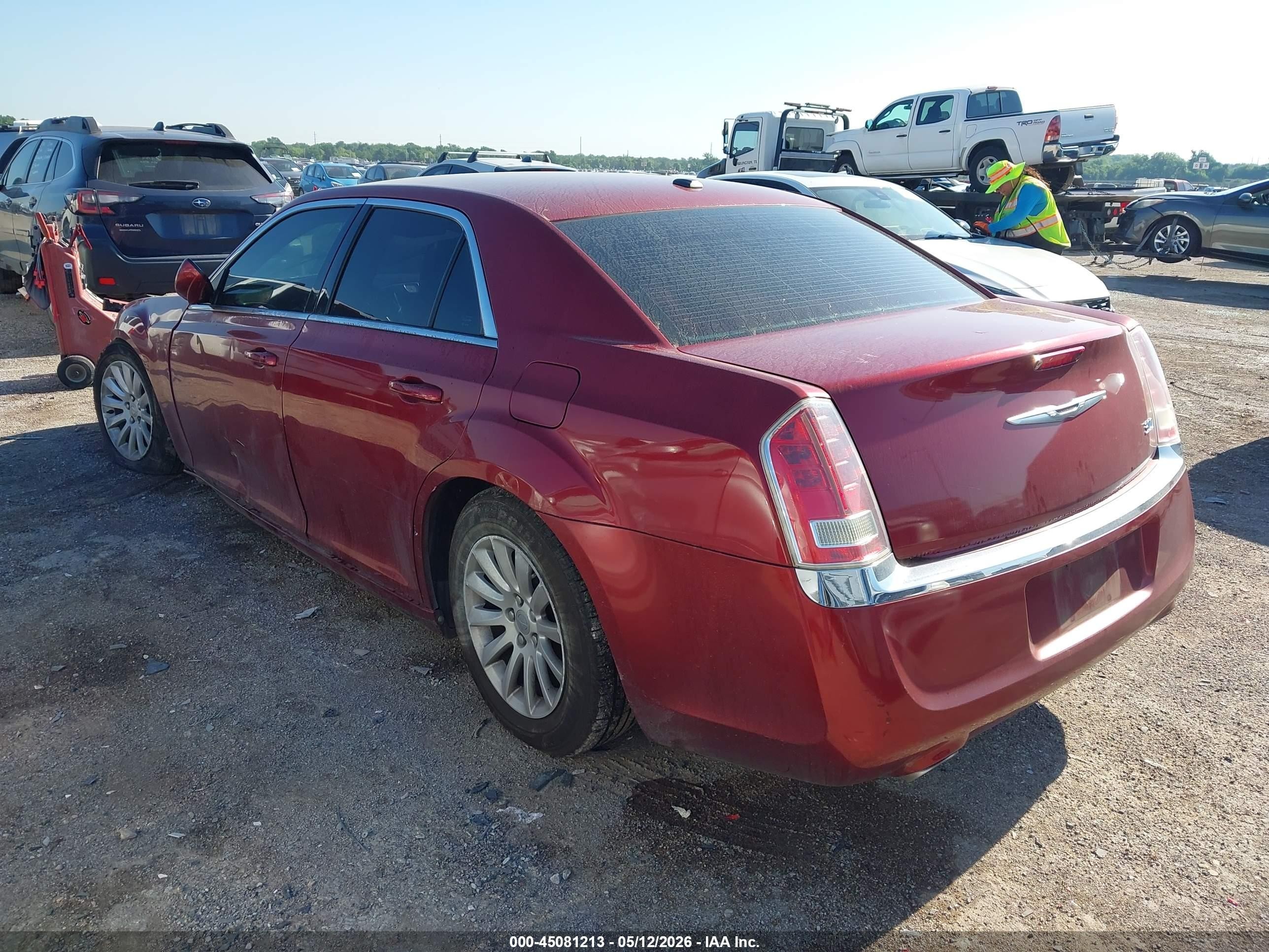 2014 Chrysler 300   Burgundy vin: 2C3CCAAG3EH272829