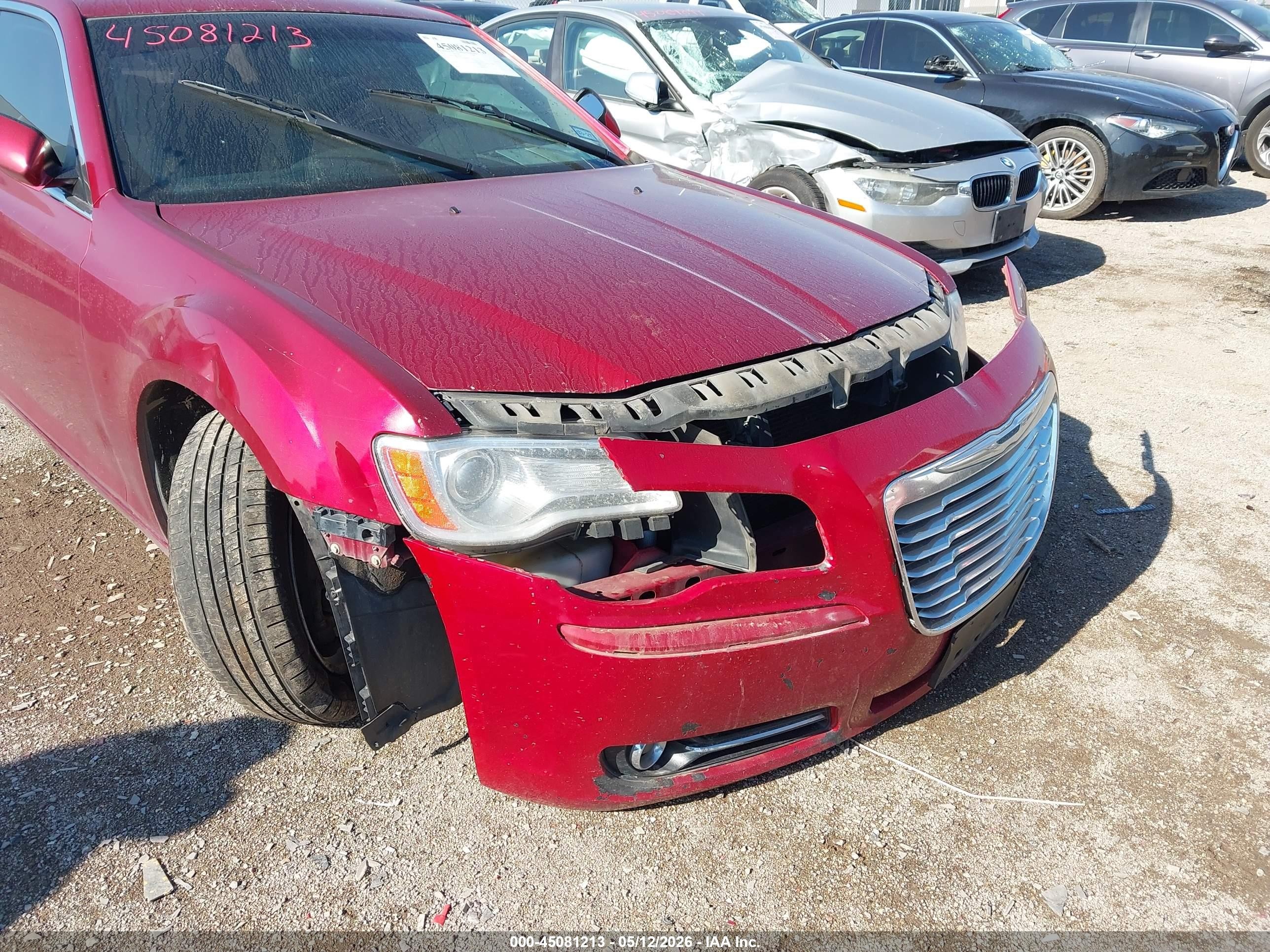 2014 Chrysler 300   Burgundy vin: 2C3CCAAG3EH272829