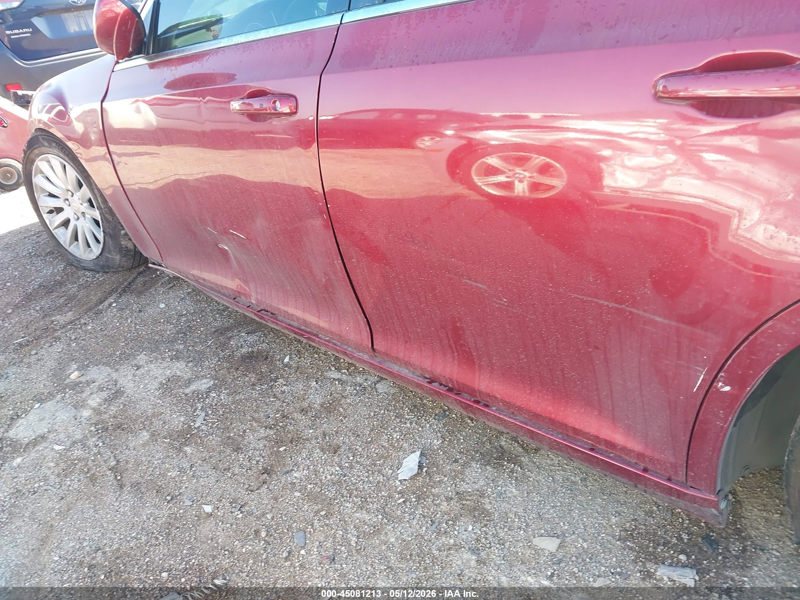 2014 Chrysler 300   Burgundy vin: 2C3CCAAG3EH272829
