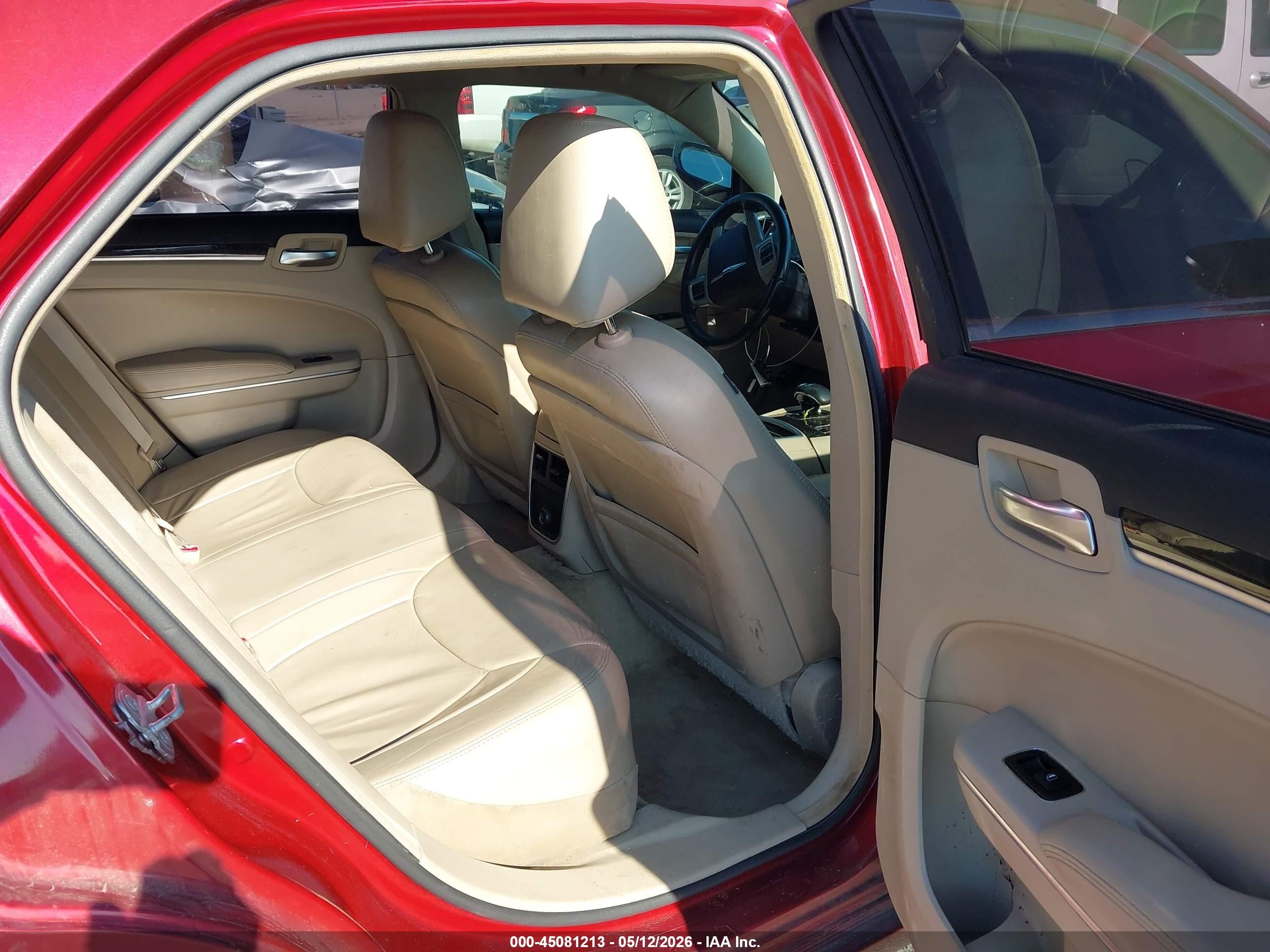 2014 Chrysler 300   Burgundy vin: 2C3CCAAG3EH272829