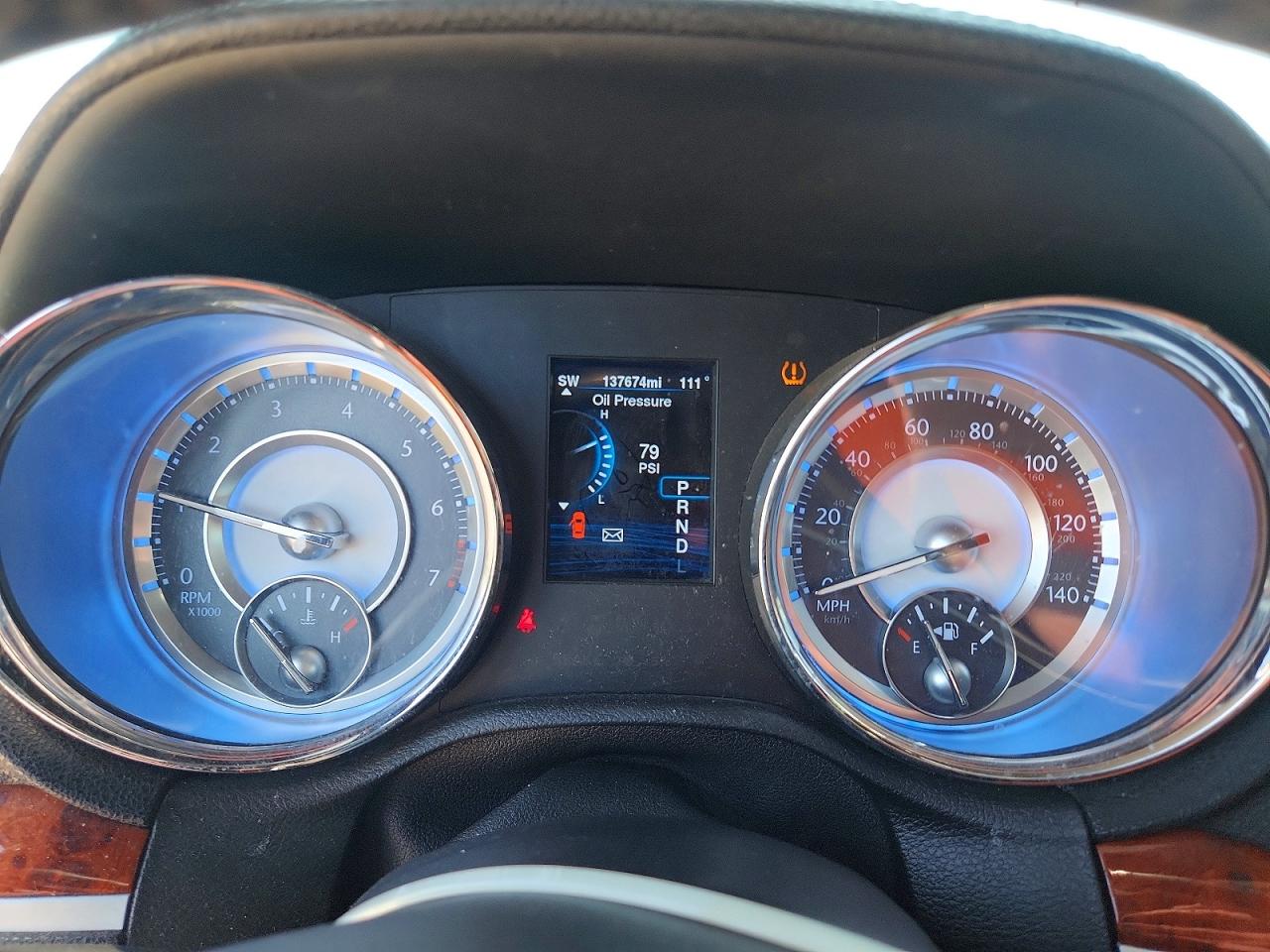 2014 Chrysler 300 Silver vin: 2C3CCAAG3EH289002