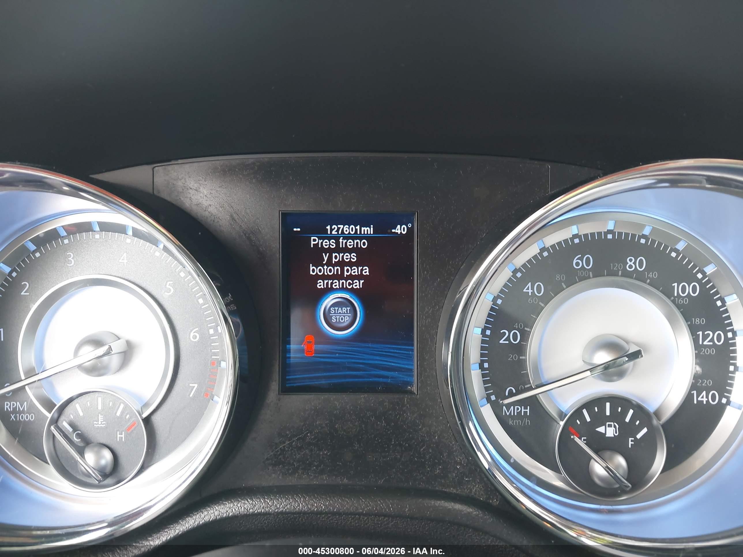 2014 Chrysler 300   Silver vin: 2C3CCAAG3EH289081
