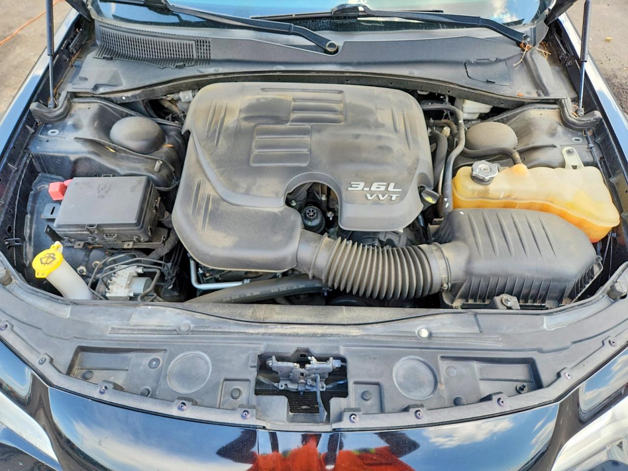 2015 Chrysler 300 Limited Черный vin: 2C3CCAAG3FH742987