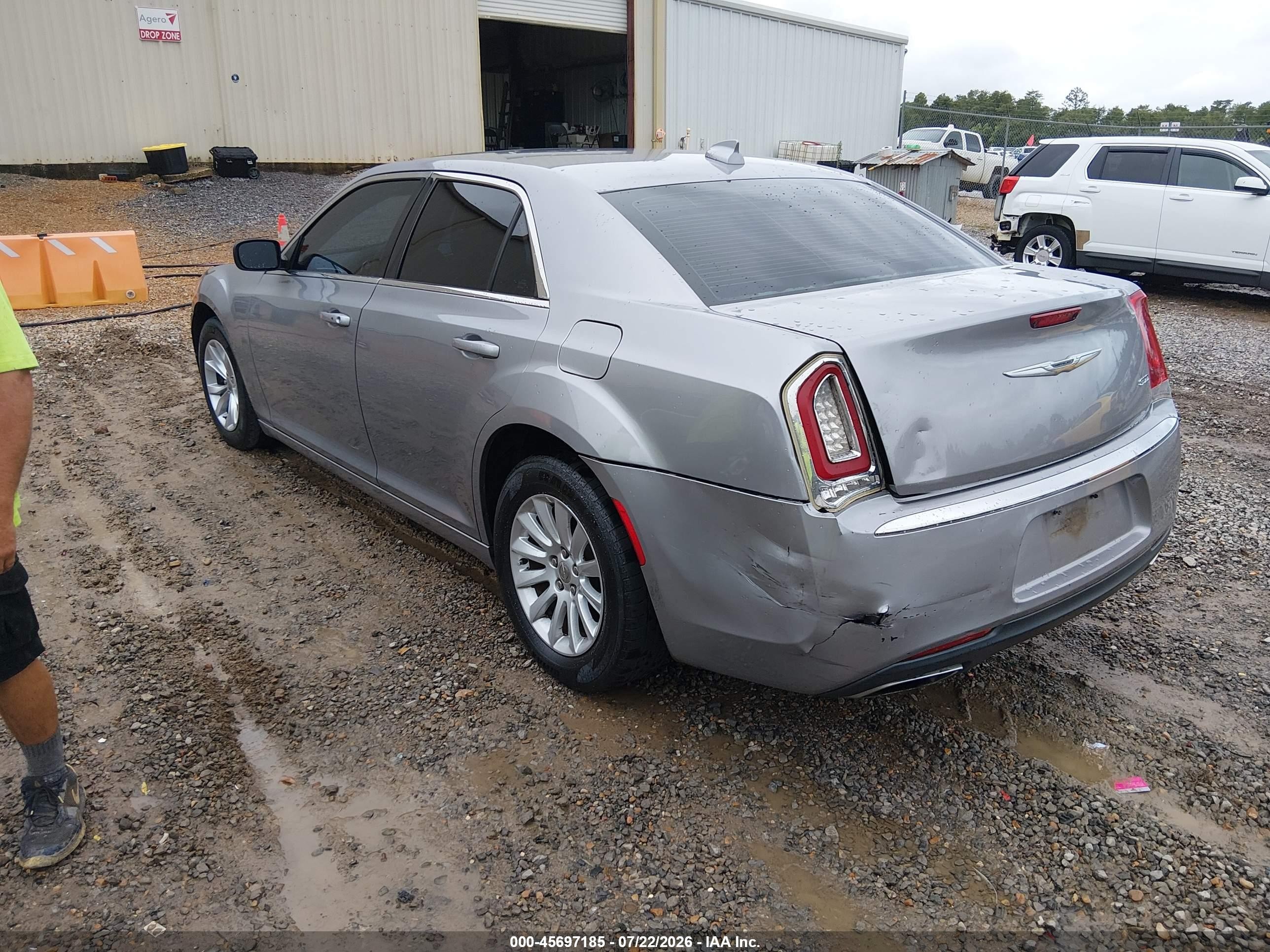 2015 Chrysler 300 Limited Gray vin: 2C3CCAAG3FH755223