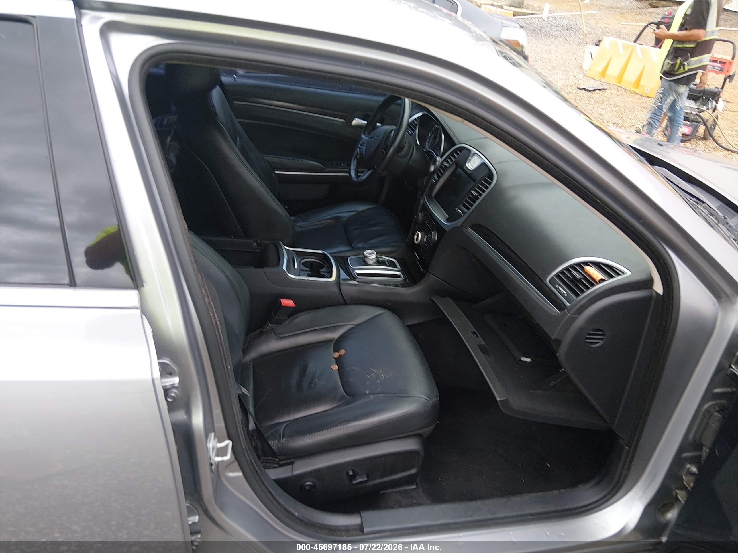 2015 Chrysler 300 Limited Gray vin: 2C3CCAAG3FH755223