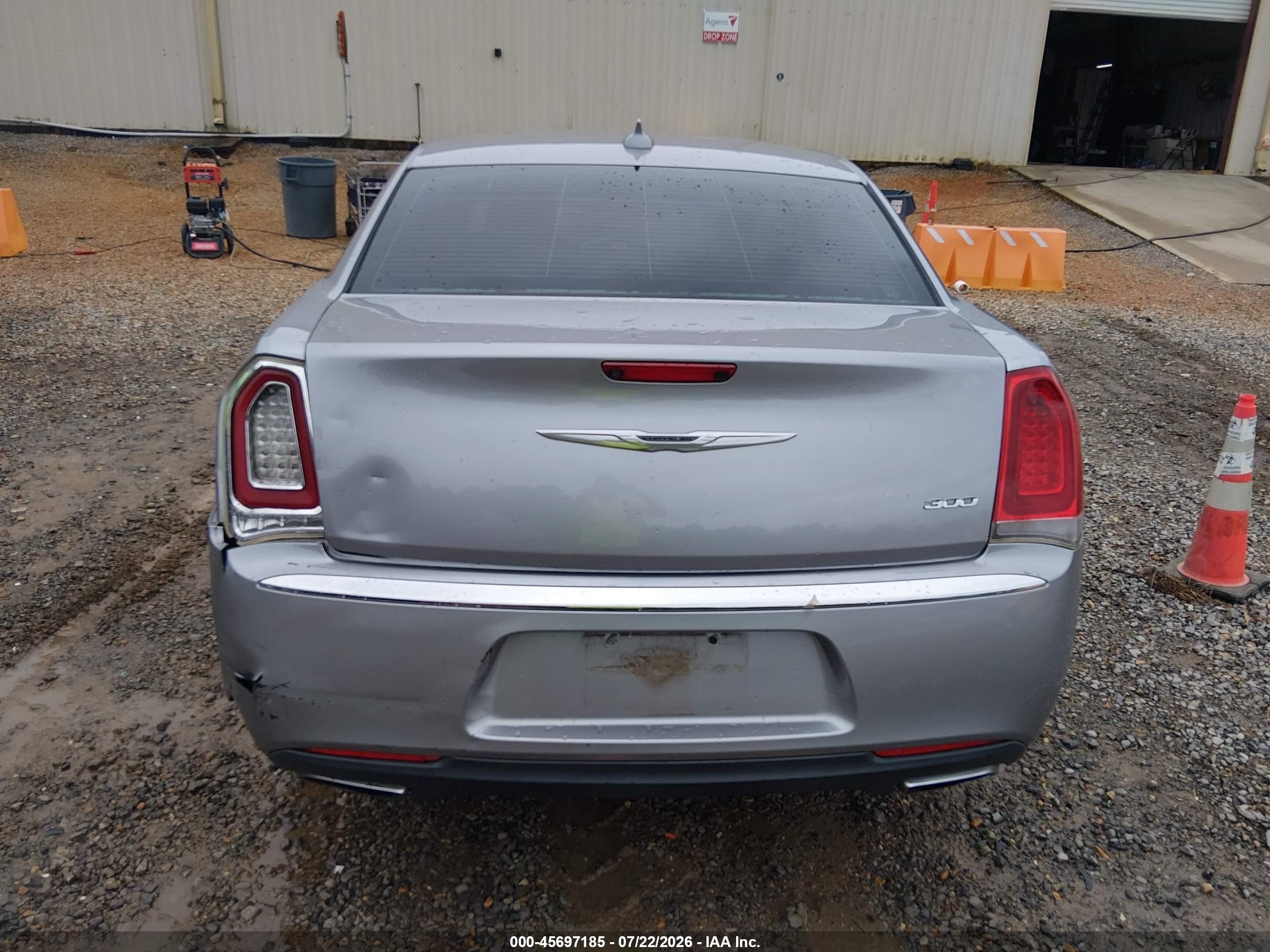 2015 Chrysler 300 Limited Gray vin: 2C3CCAAG3FH755223