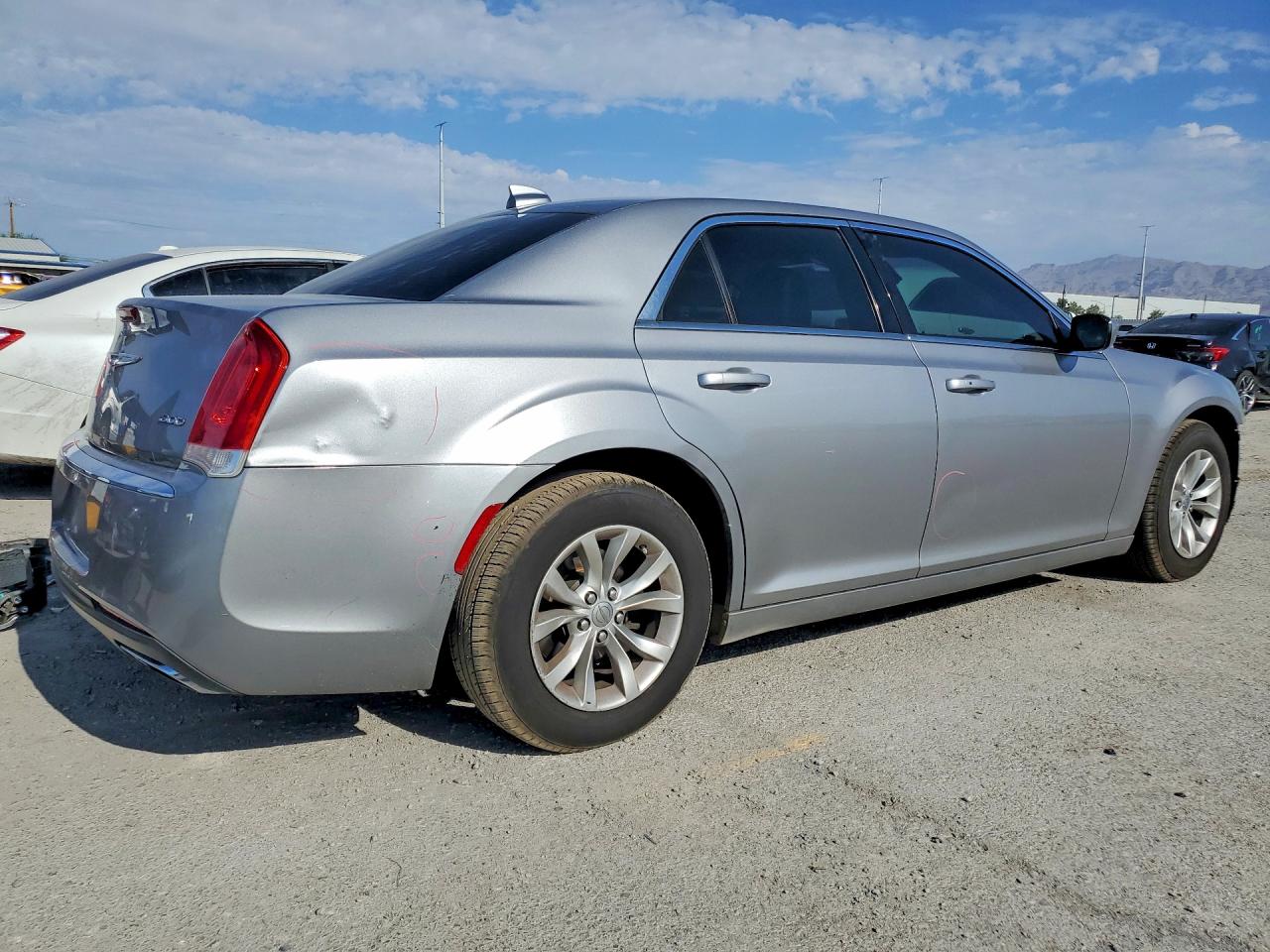 2015 Chrysler 300 Limited Серый vin: 2C3CCAAG3FH792160