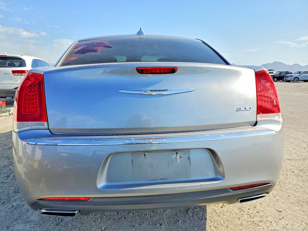 2015 Chrysler 300 Limited Серый vin: 2C3CCAAG3FH792160