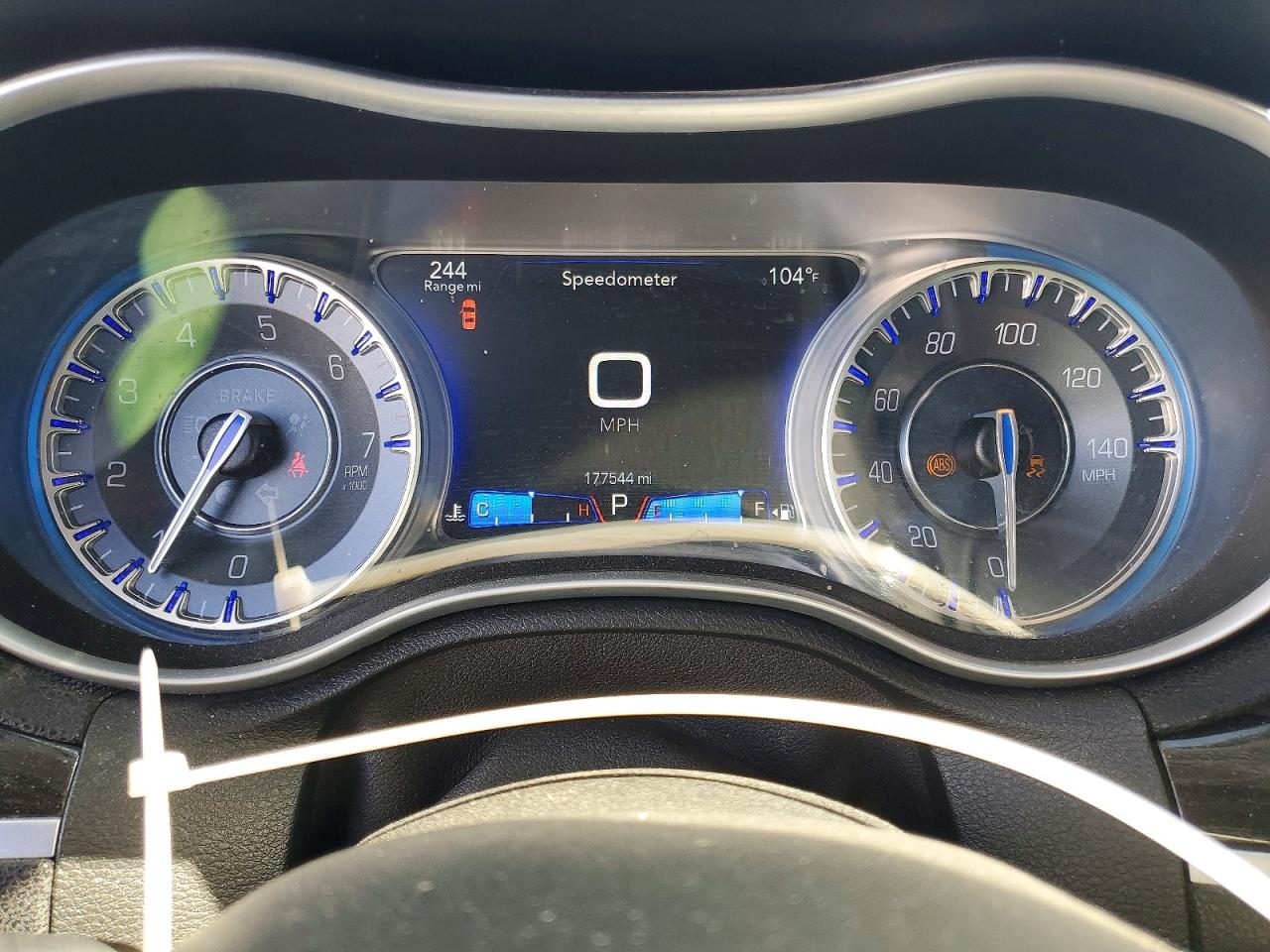 2015 Chrysler 300 Limited Серый vin: 2C3CCAAG3FH792160