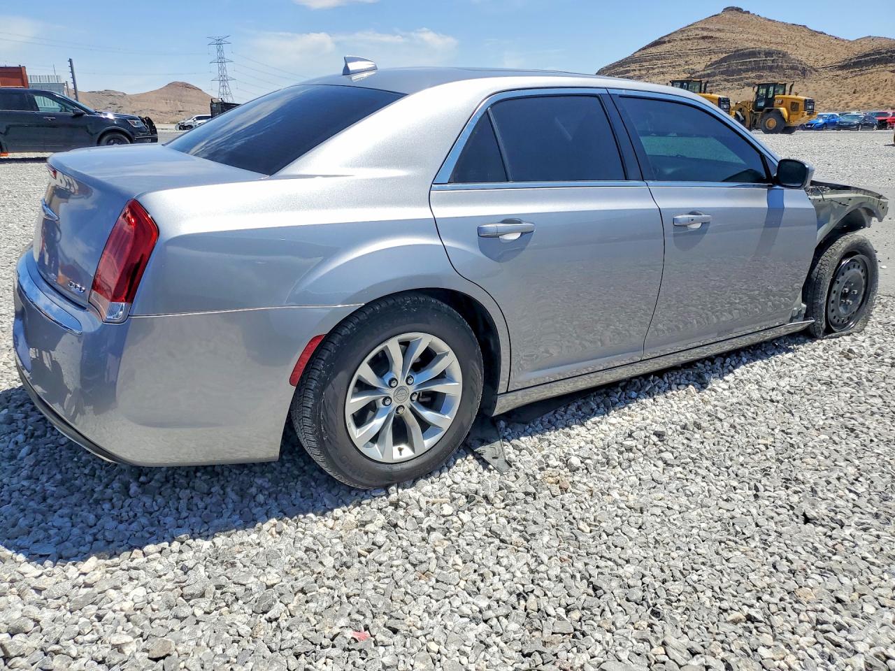 2015 Chrysler 300 Limited Silver vin: 2C3CCAAG3FH859260