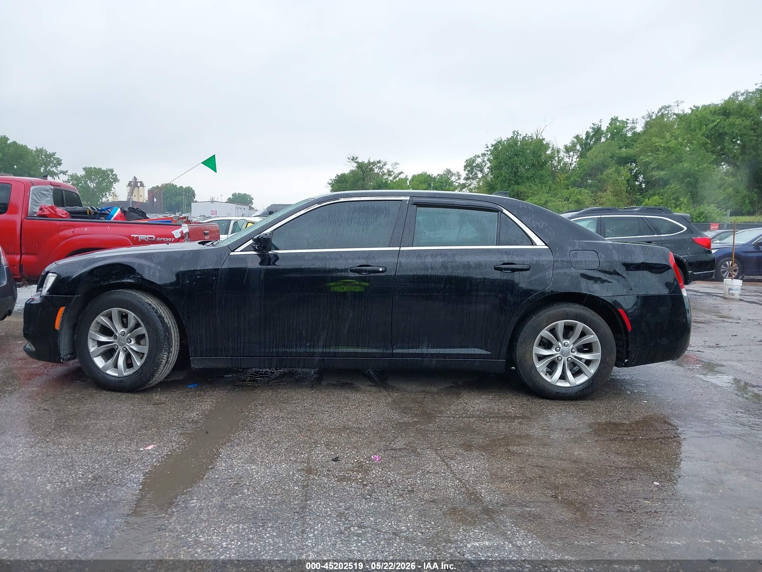 2015 Chrysler 300 Limited Black vin: 2C3CCAAG3FH898446