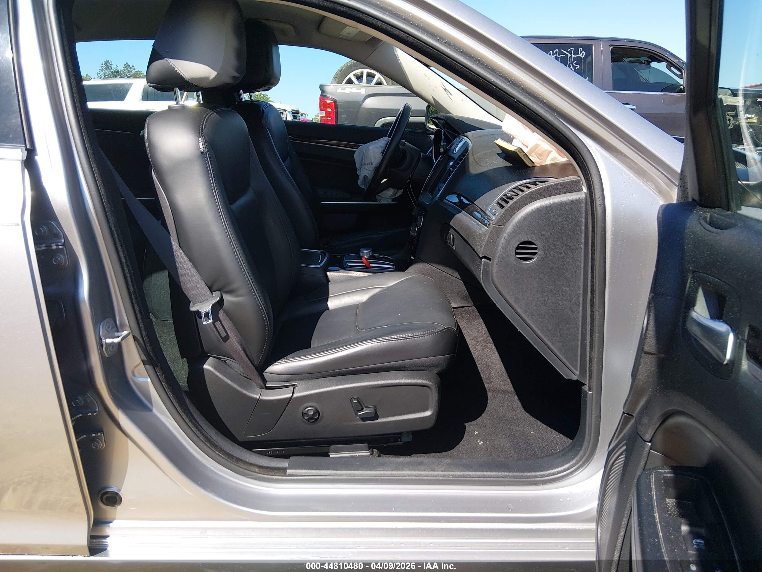 2015 Chrysler 300 Limited Gray vin: 2C3CCAAG3FH908831