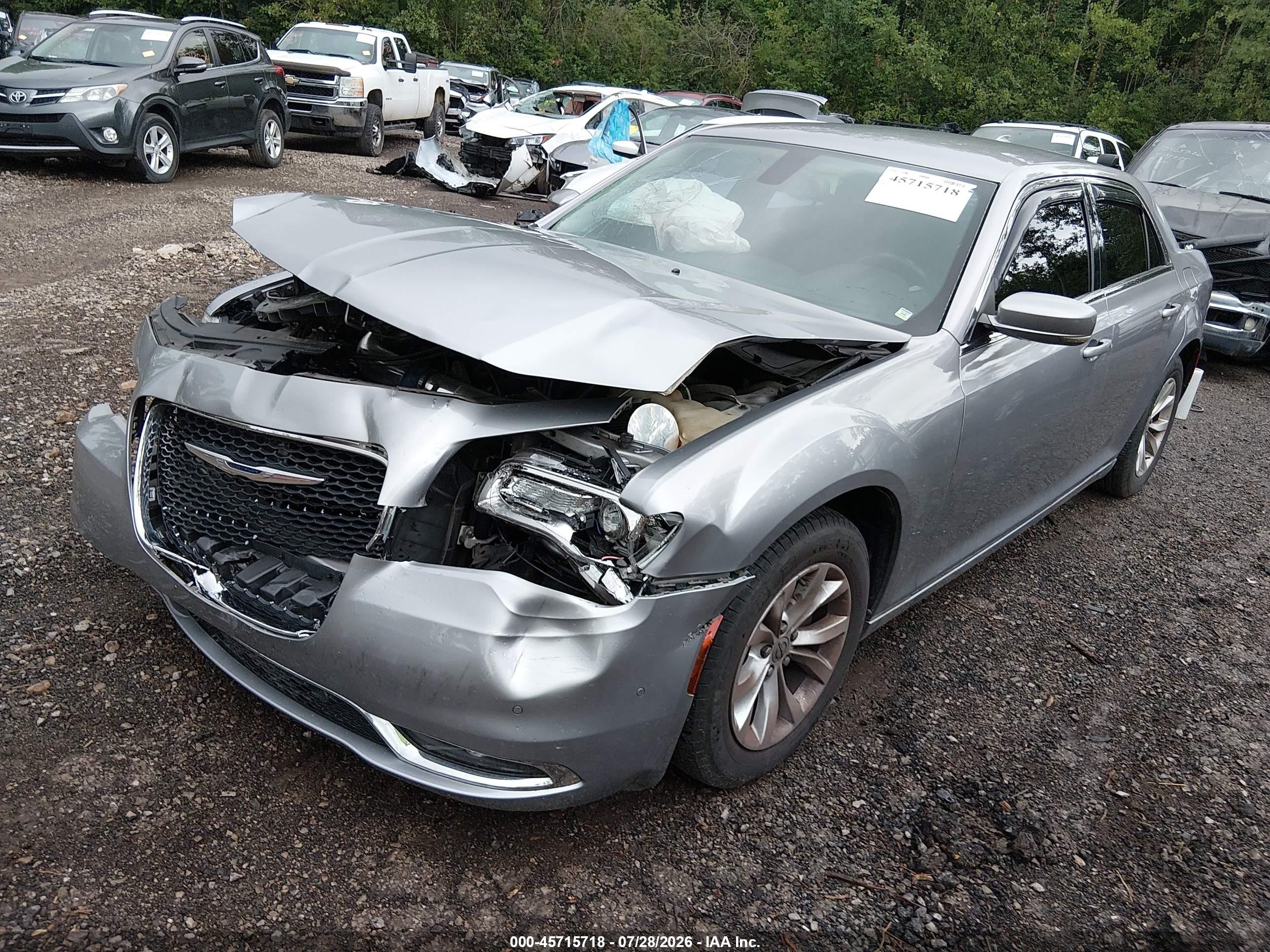 2015 Chrysler 300 Limited Silver vin: 2C3CCAAG3FH921319
