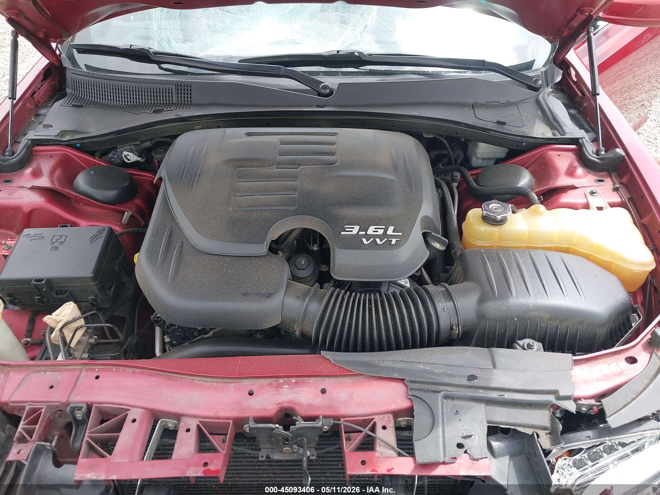 2012 Chrysler 300   Red vin: 2C3CCAAG4CH132902