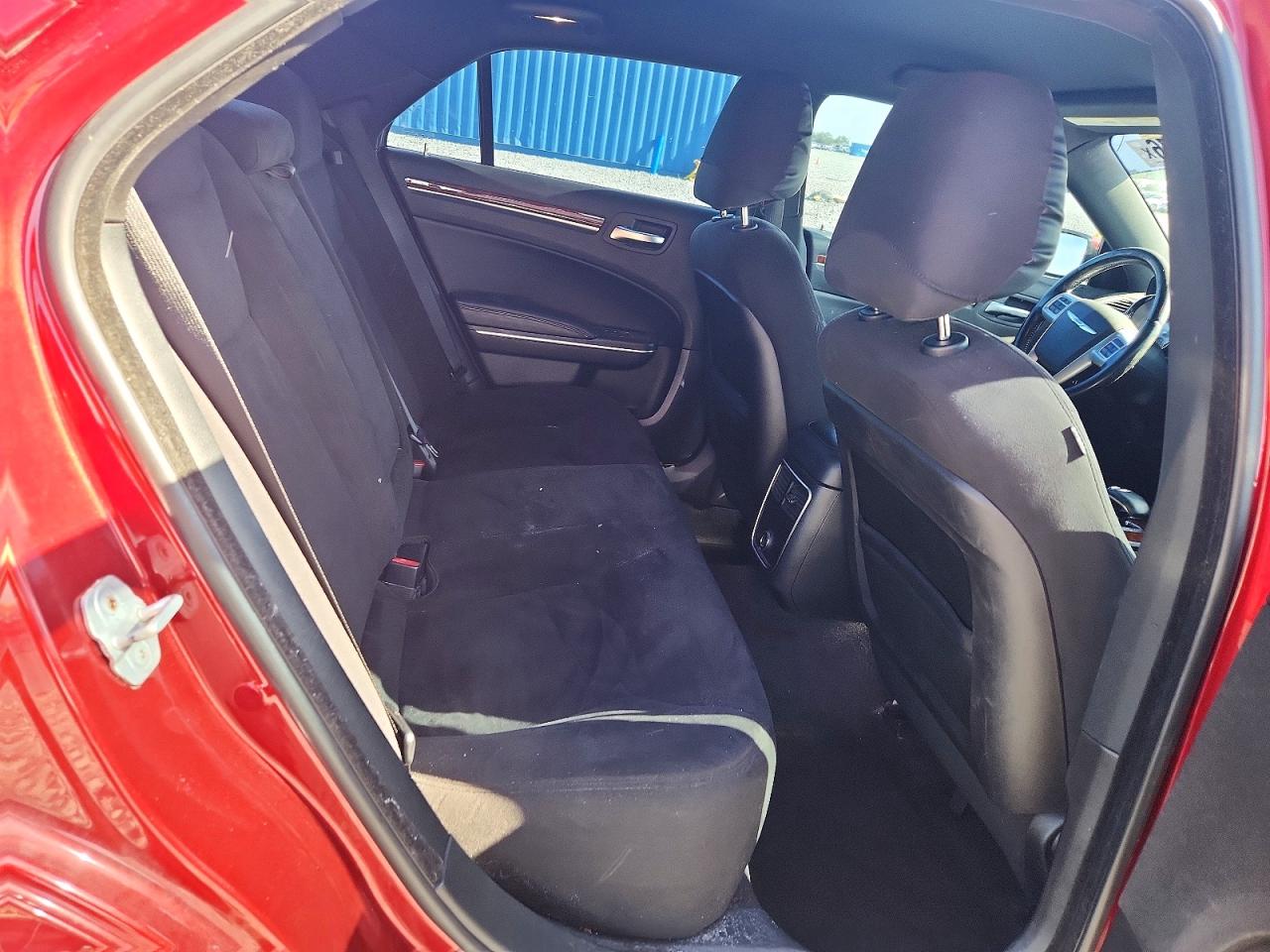 2012 Chrysler 300 Burgundy vin: 2C3CCAAG4CH184546