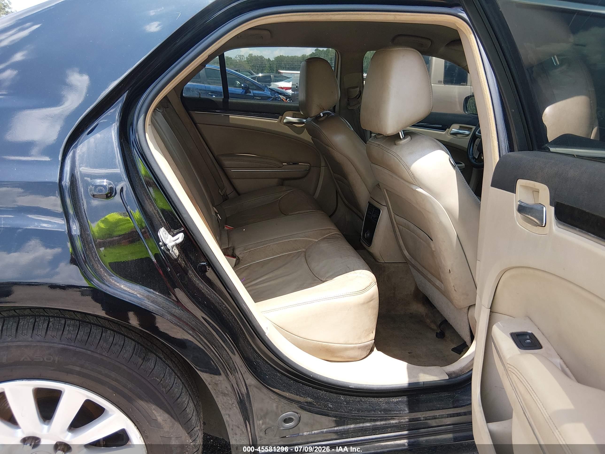 2013 Chrysler 300 Motown Black vin: 2C3CCAAG4DH527762