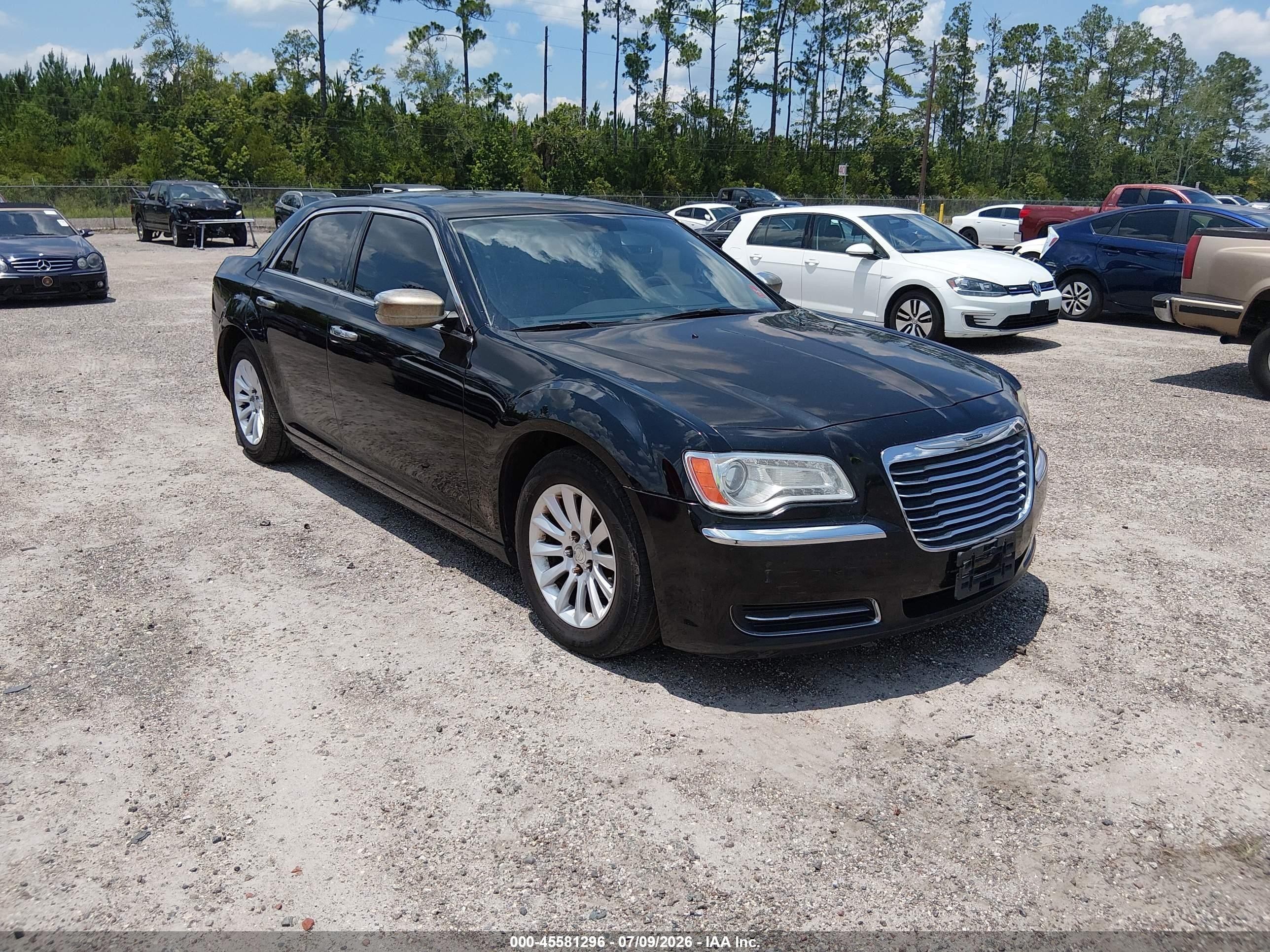 2013 Chrysler 300 Motown Black vin: 2C3CCAAG4DH527762