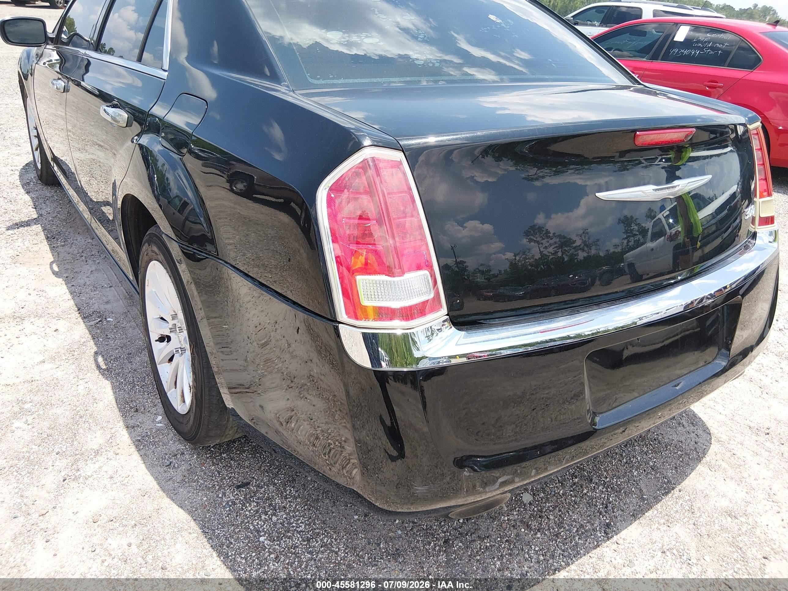 2013 Chrysler 300 Motown Black vin: 2C3CCAAG4DH527762