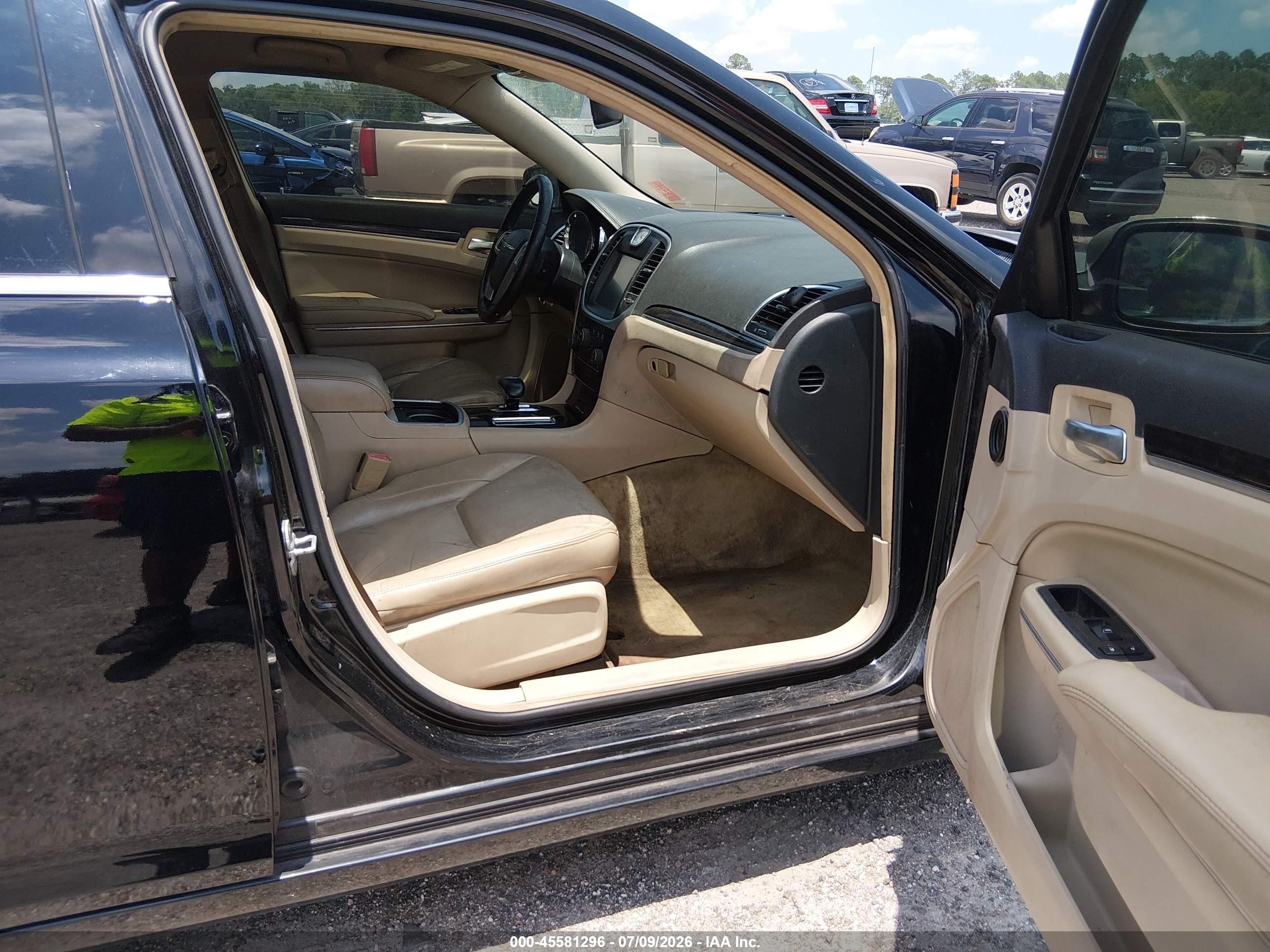 2013 Chrysler 300 Motown Black vin: 2C3CCAAG4DH527762