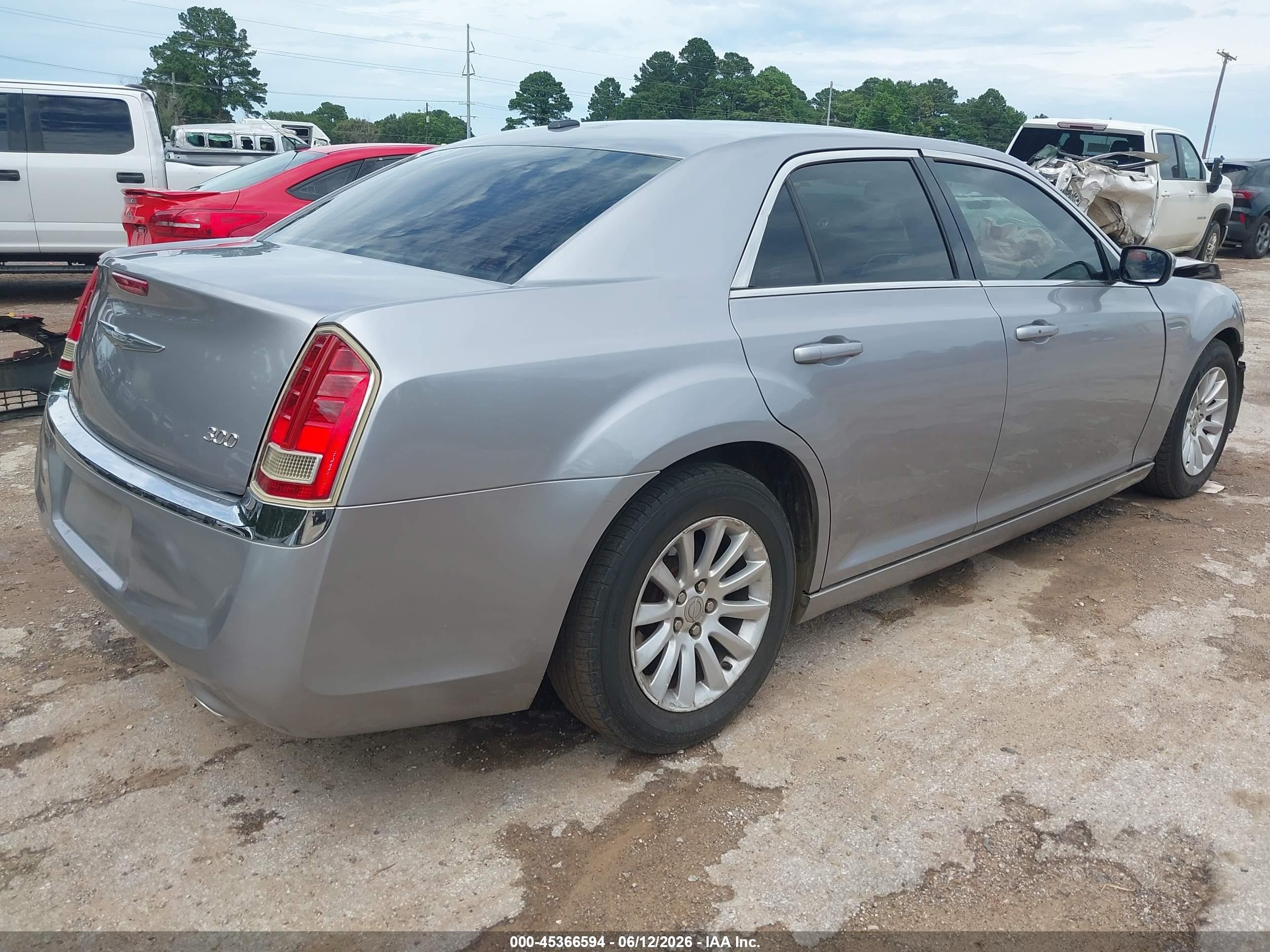 2013 Chrysler 300 Motown Silver vin: 2C3CCAAG4DH626954