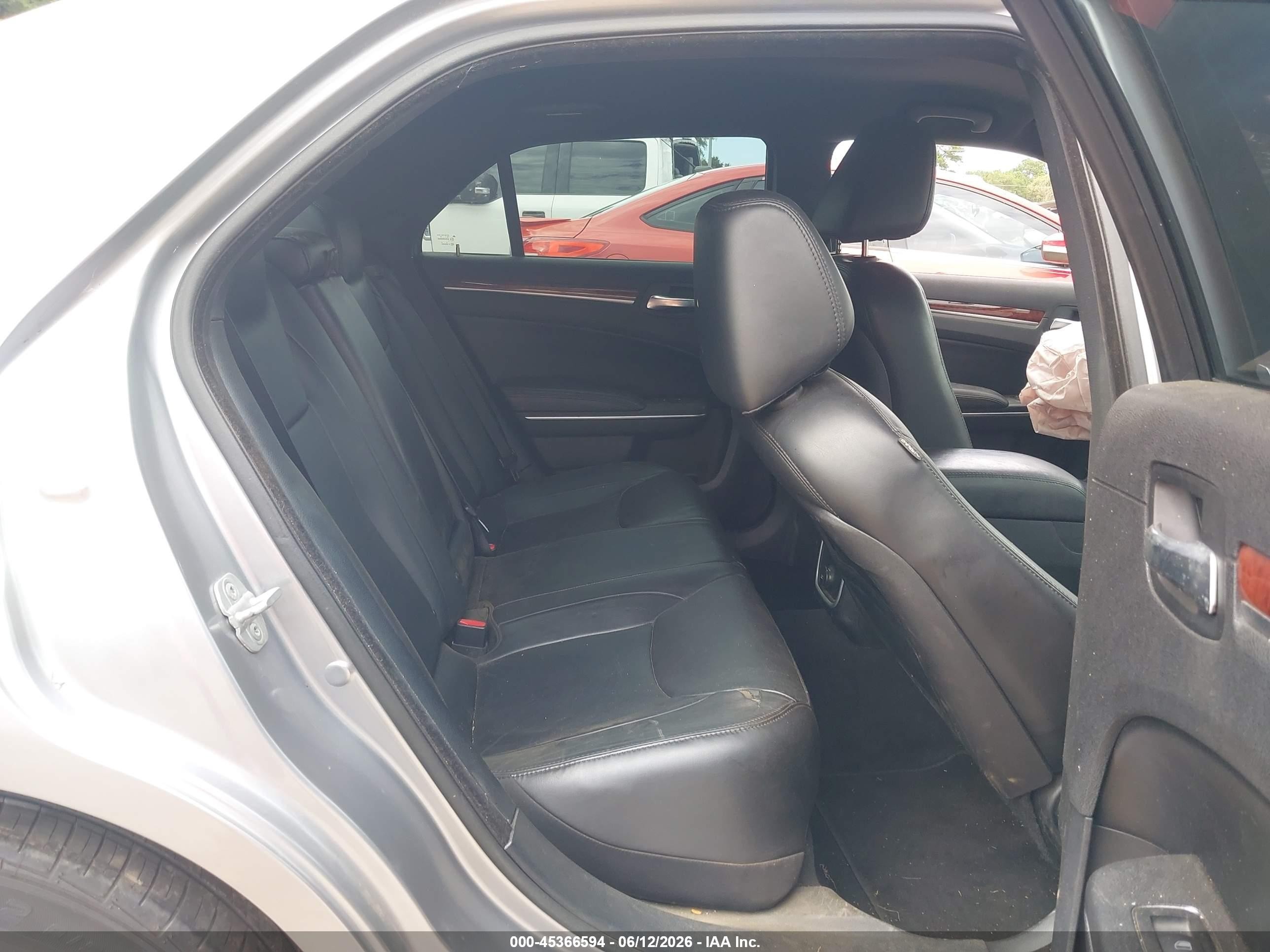 2013 Chrysler 300 Motown Silver vin: 2C3CCAAG4DH626954