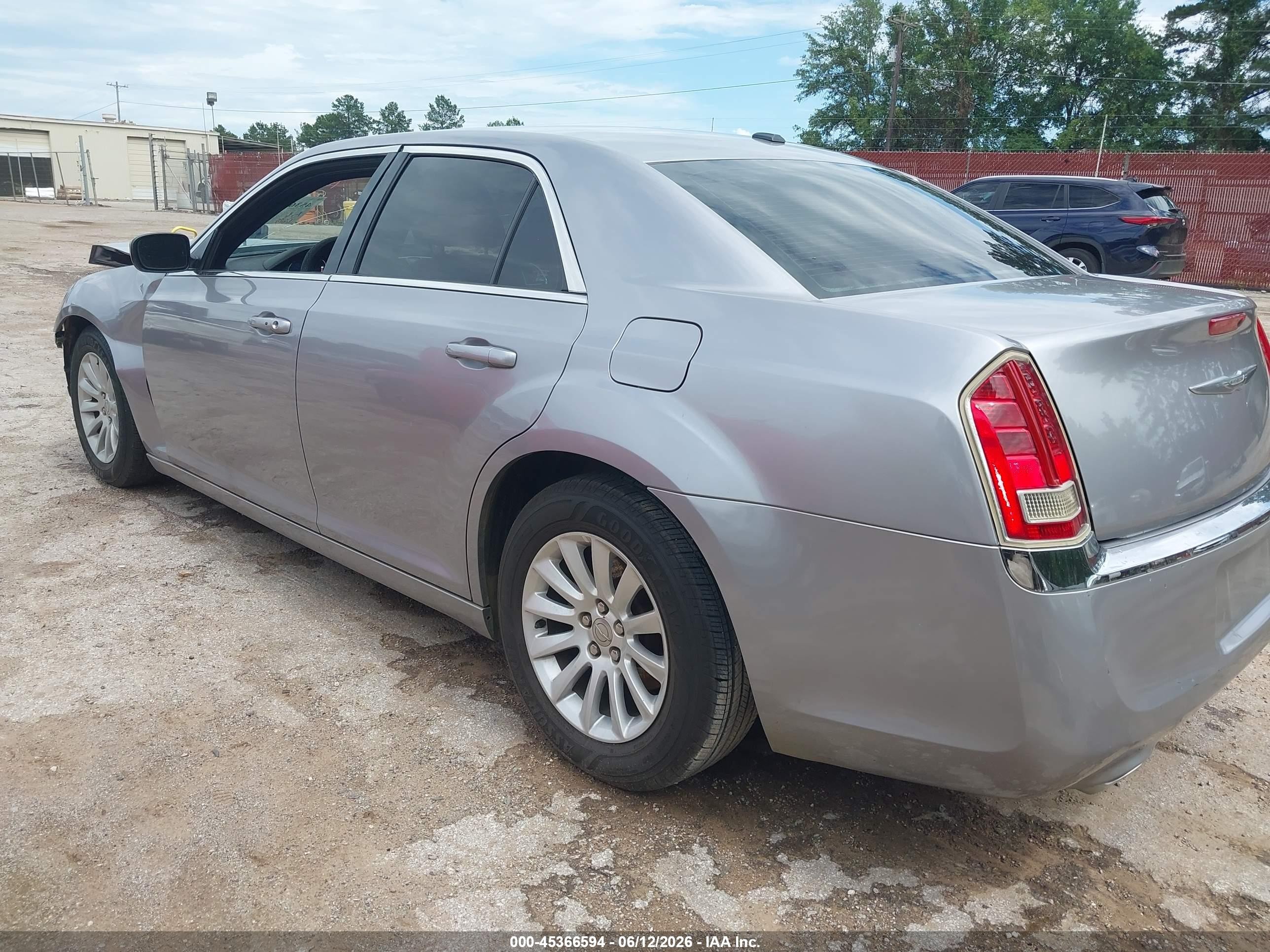 2013 Chrysler 300 Motown Silver vin: 2C3CCAAG4DH626954