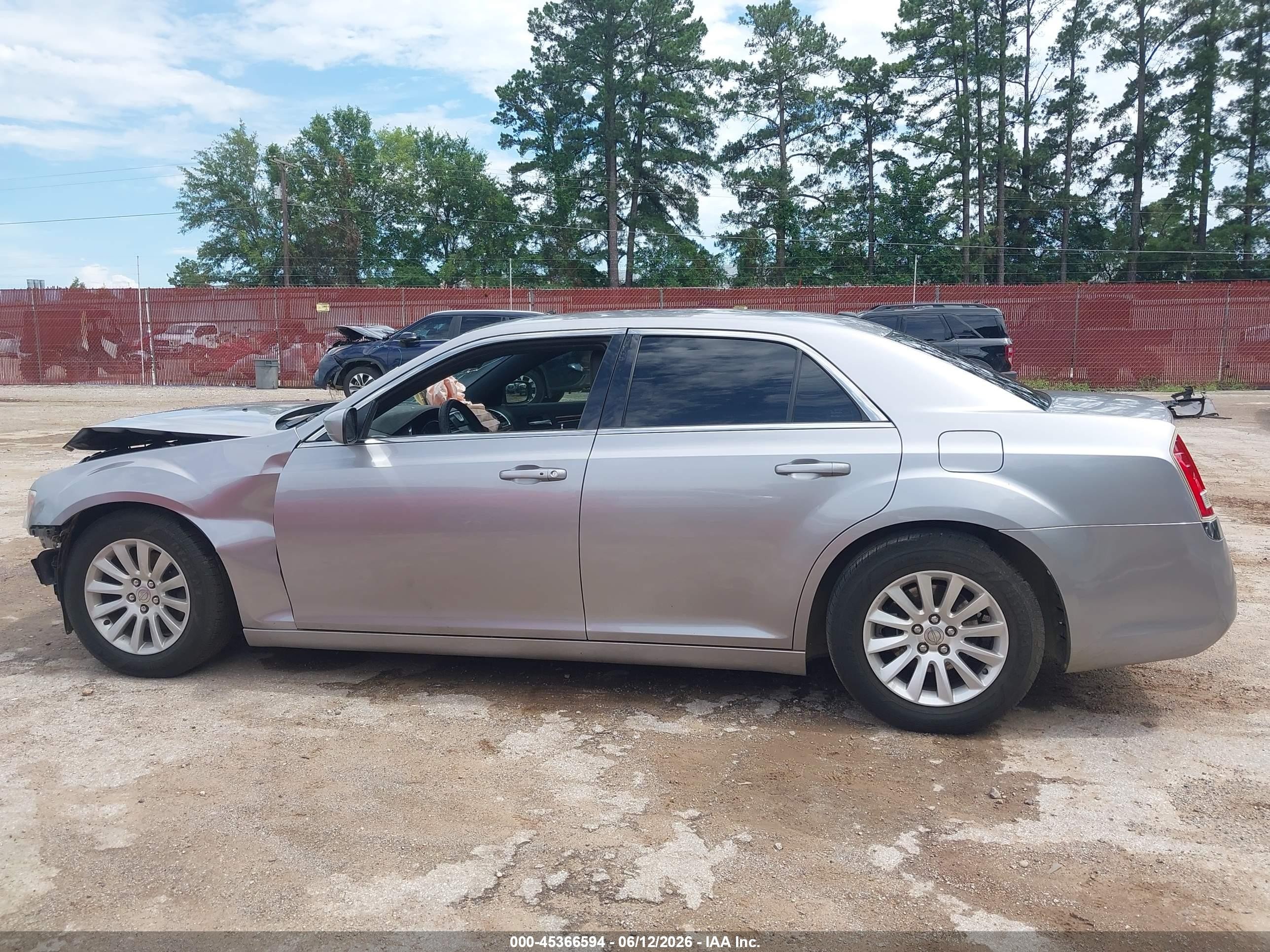 2013 Chrysler 300 Motown Silver vin: 2C3CCAAG4DH626954