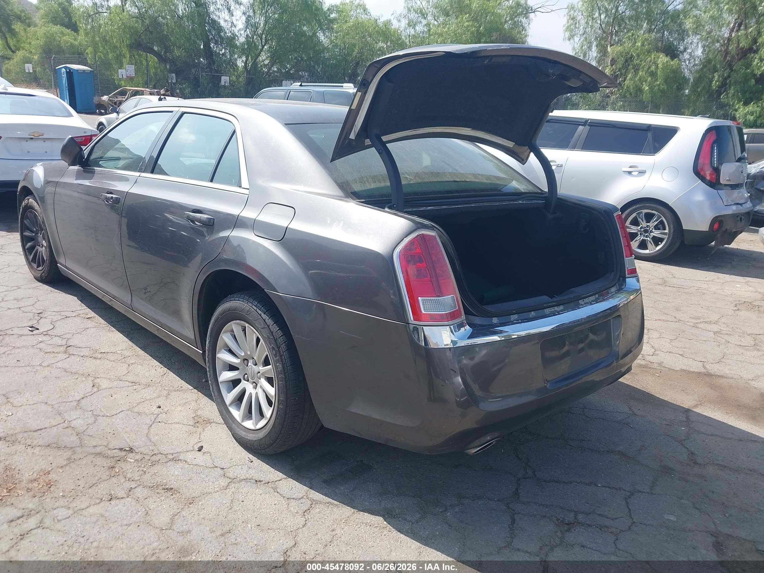 2013 Chrysler 300 Motown Gray vin: 2C3CCAAG4DH630471