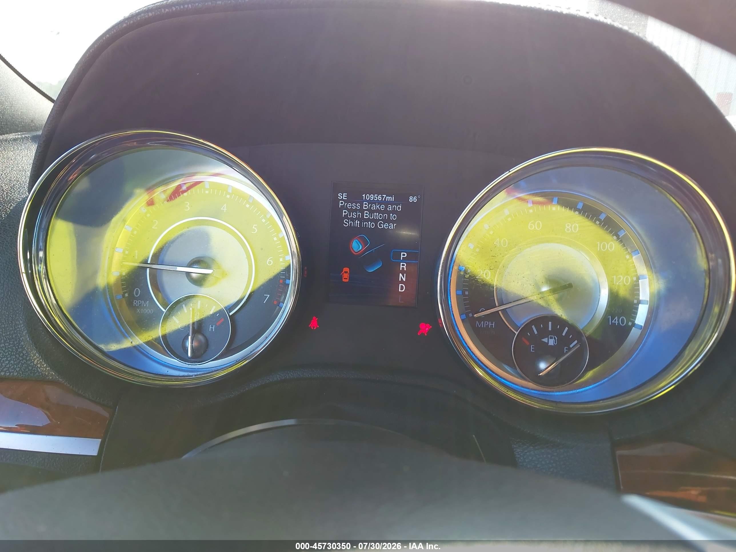 2013 Chrysler 300 Motown Красный vin: 2C3CCAAG4DH644211