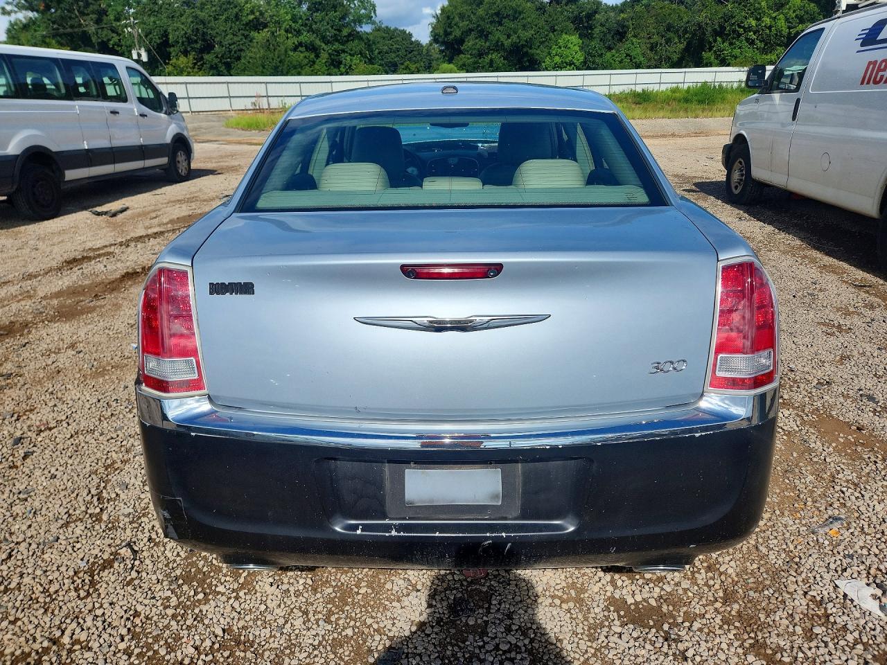 2013 Chrysler 300 Blue vin: 2C3CCAAG4DH644340