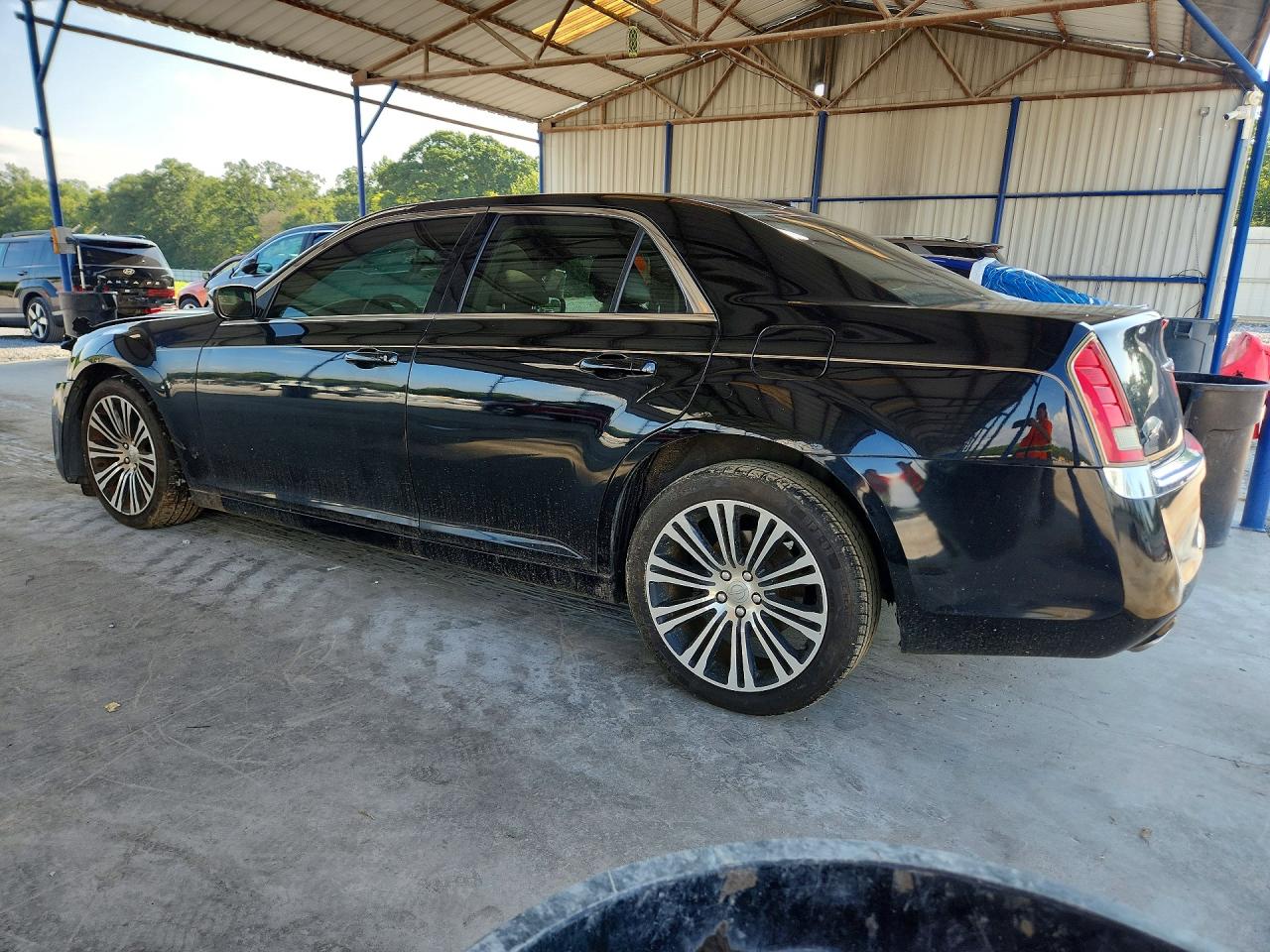 2013 Chrysler 300 Black vin: 2C3CCAAG4DH728335