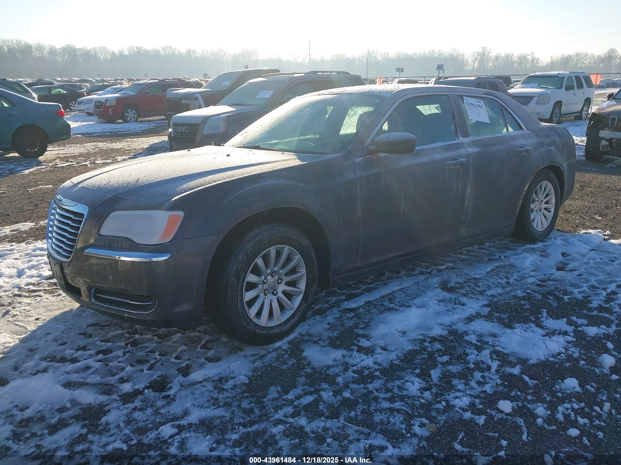 2014 Chrysler 300   Gray vin: 2C3CCAAG4EH157267