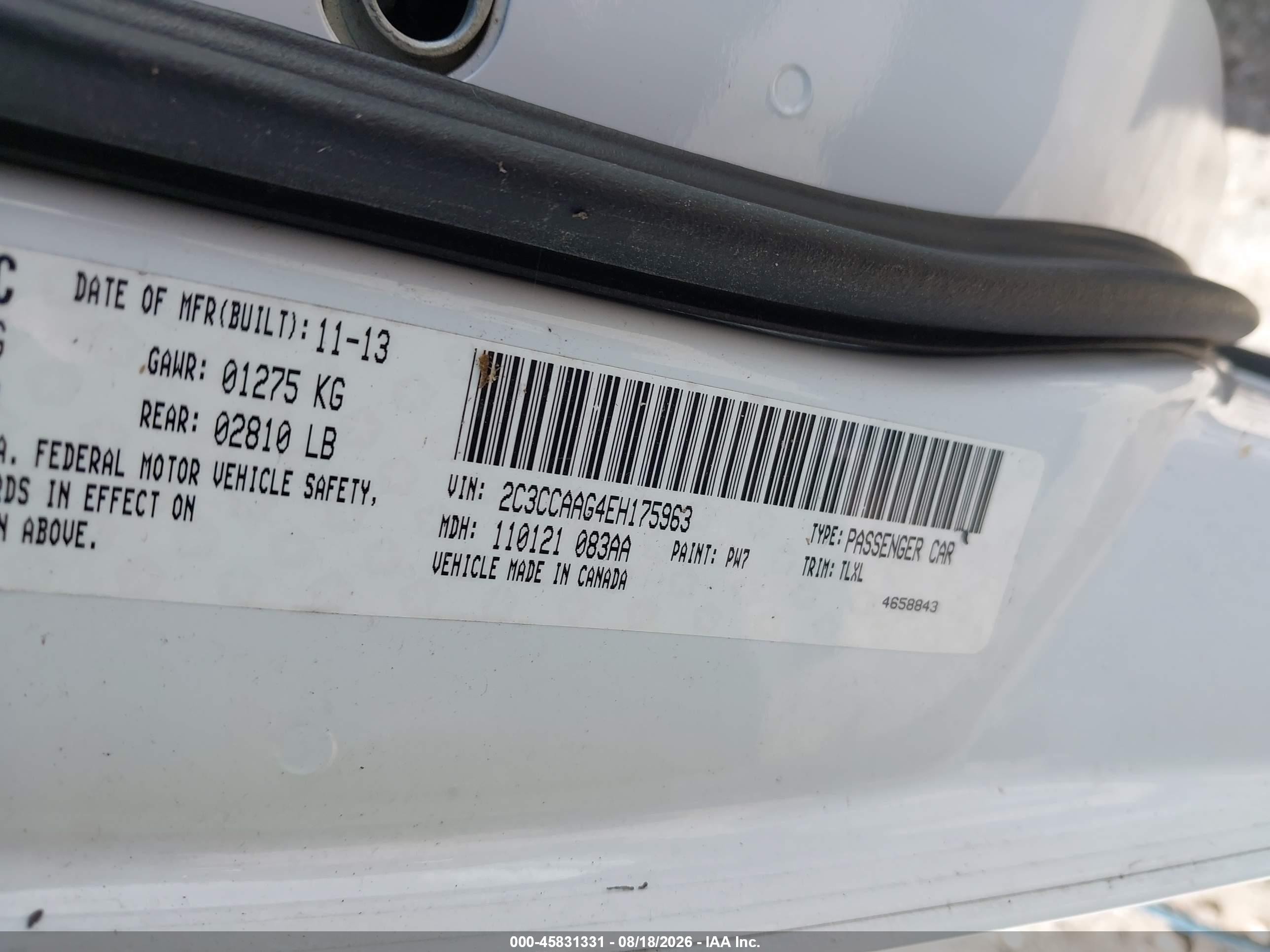 2014 Chrysler 300   White vin: 2C3CCAAG4EH175963