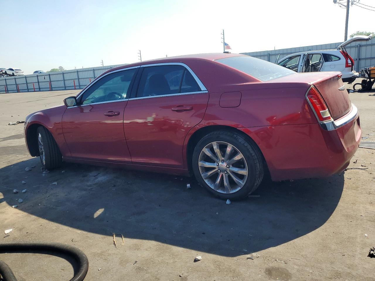 2014 Chrysler 300 Бордовый vin: 2C3CCAAG4EH214275